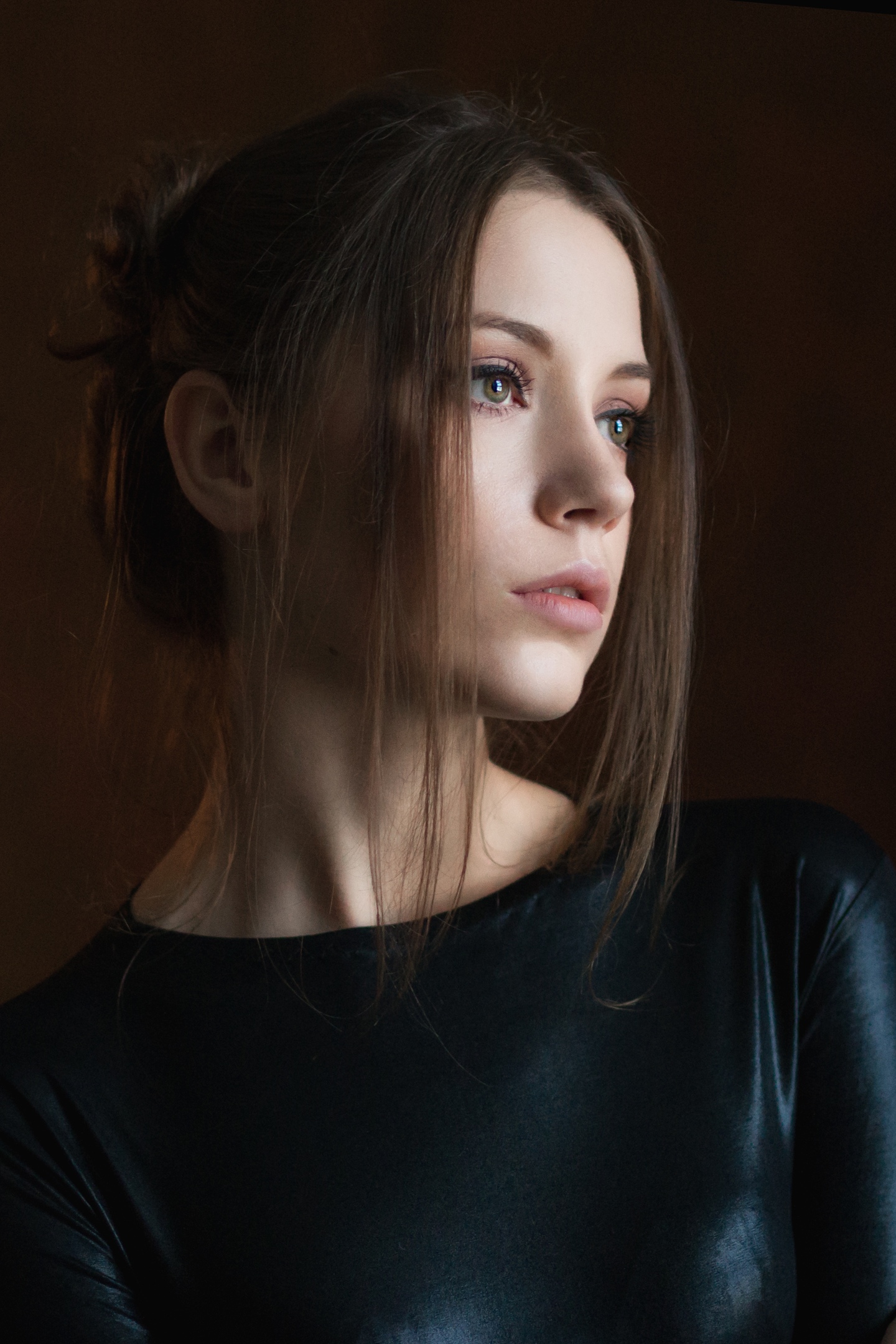 Alexey Kishechkin Women Ksenia Kokoreva Brunette Portrait Black Clothing Makeup Looking Away Simple  1440x2160