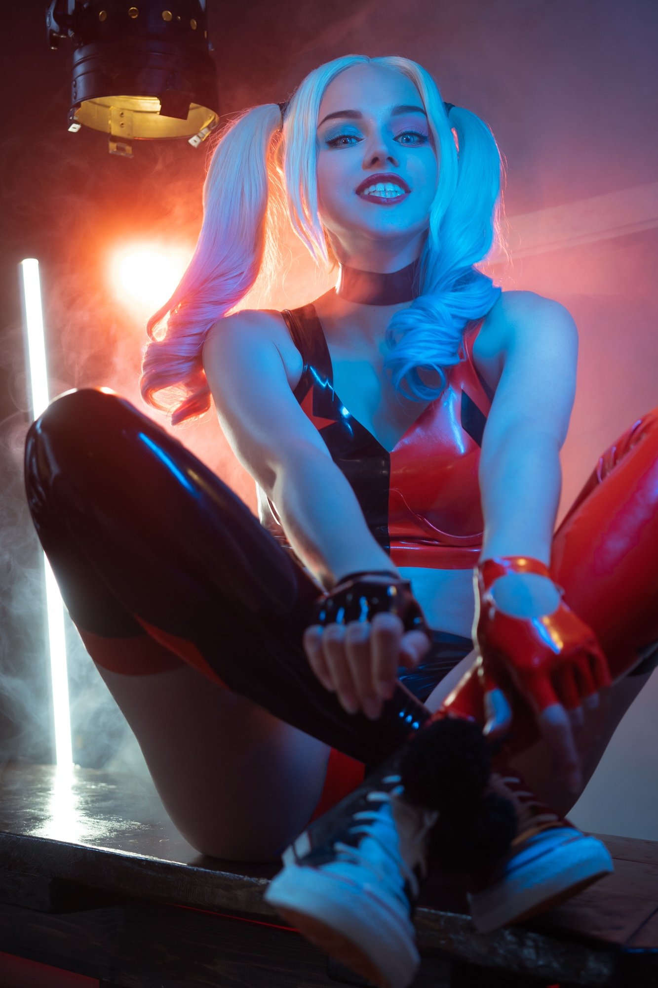 Women Model Shirogane Sama Cosplay Harley Quinn DC Comics Multicolored Hair 1333x2000