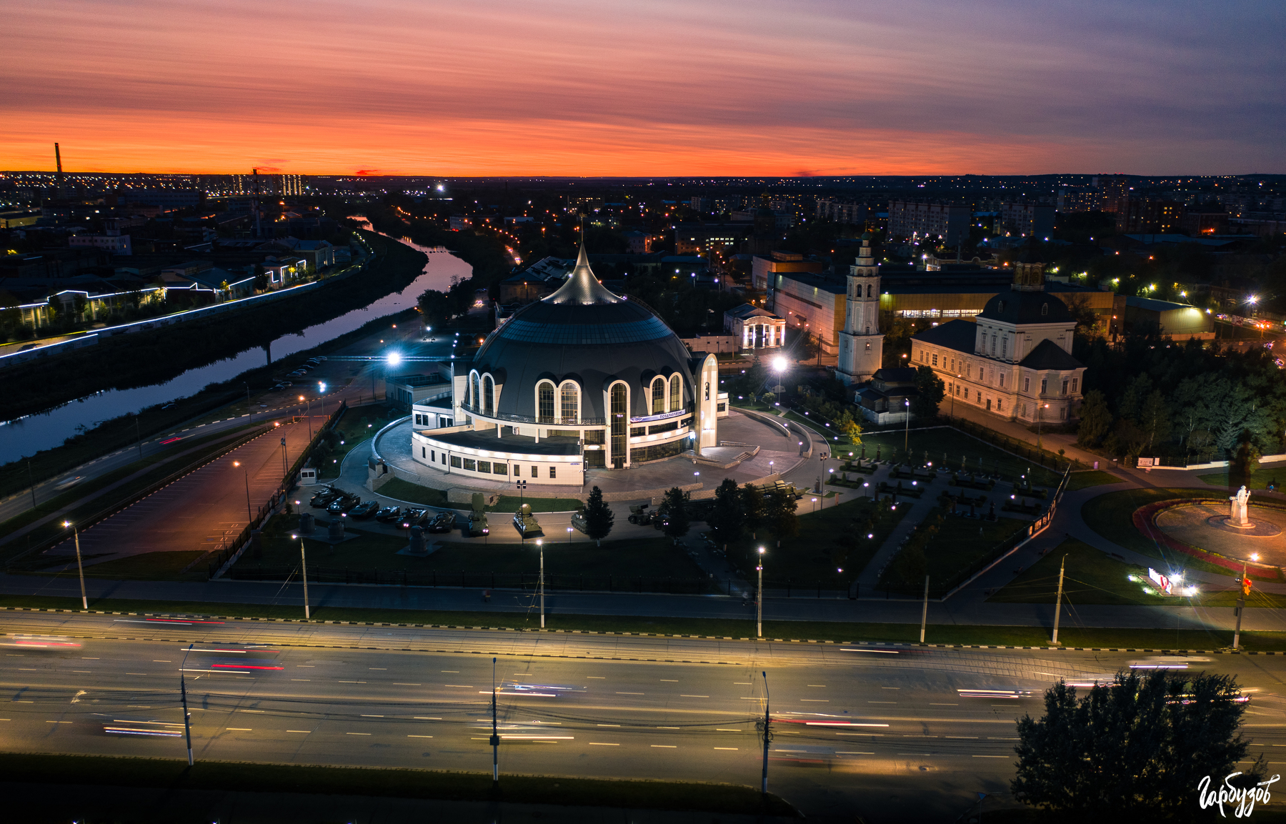 Cityscape Photography Sunset Night Time Lapse Road Building Lights River Sky Urban Ilya Garbuzov 1800x1153