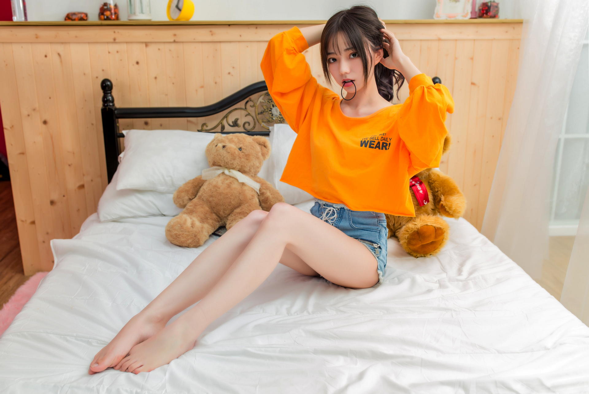 Asian Model Women Long Hair Brunette Sitting Shorts Bed Pullover Teddy Bears Pillow Ponytail Barefoo 1920x1285