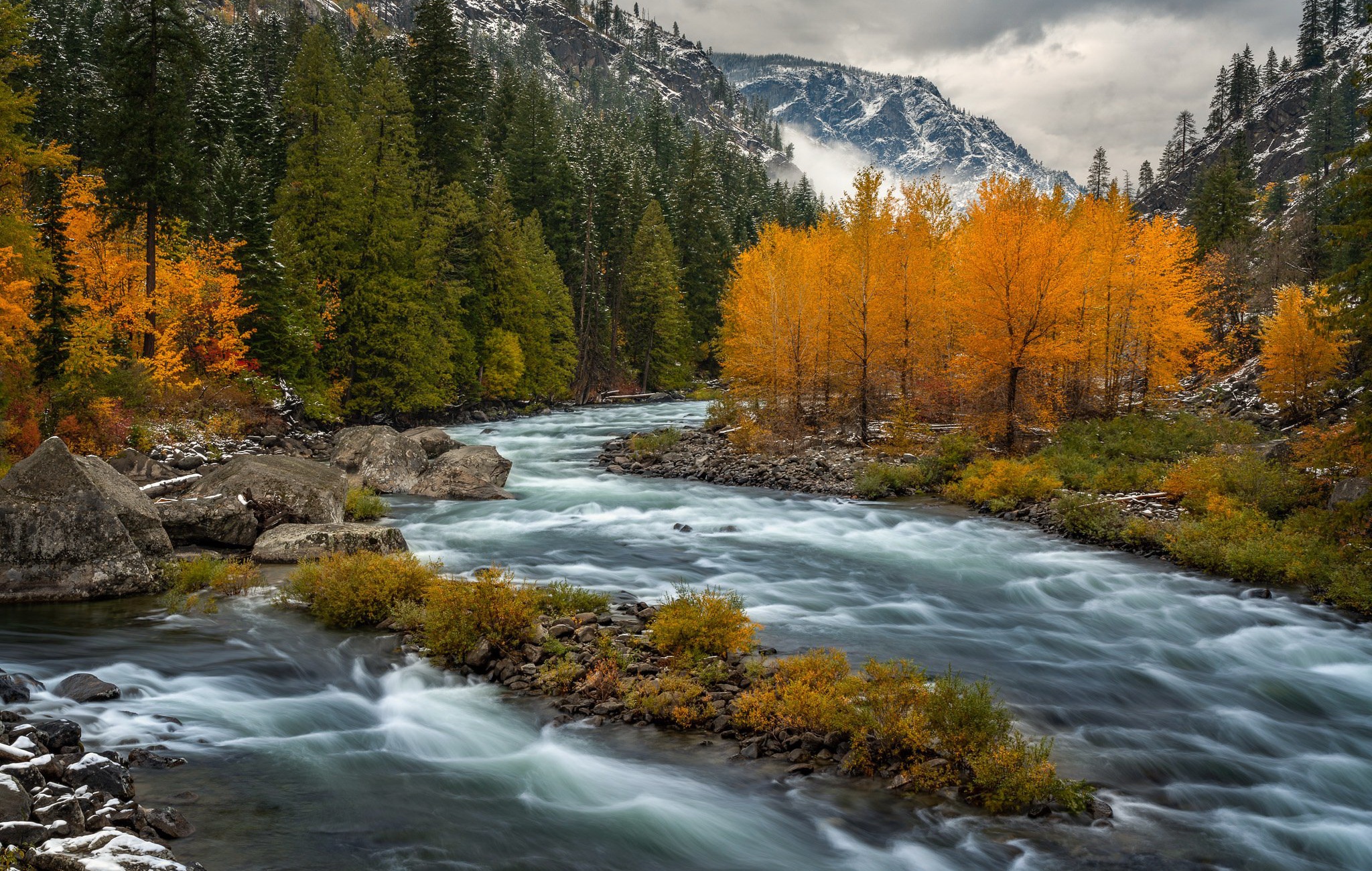 Fall Mountain Nature River 2048x1300