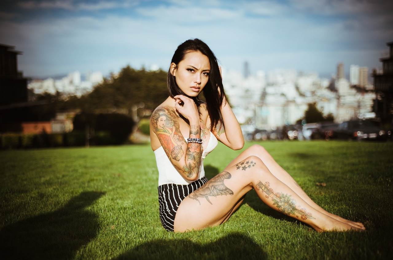 Levy Tran Women Model Actress Tattoo Grass Sunlight Outdoors Asian Legs 1280x847