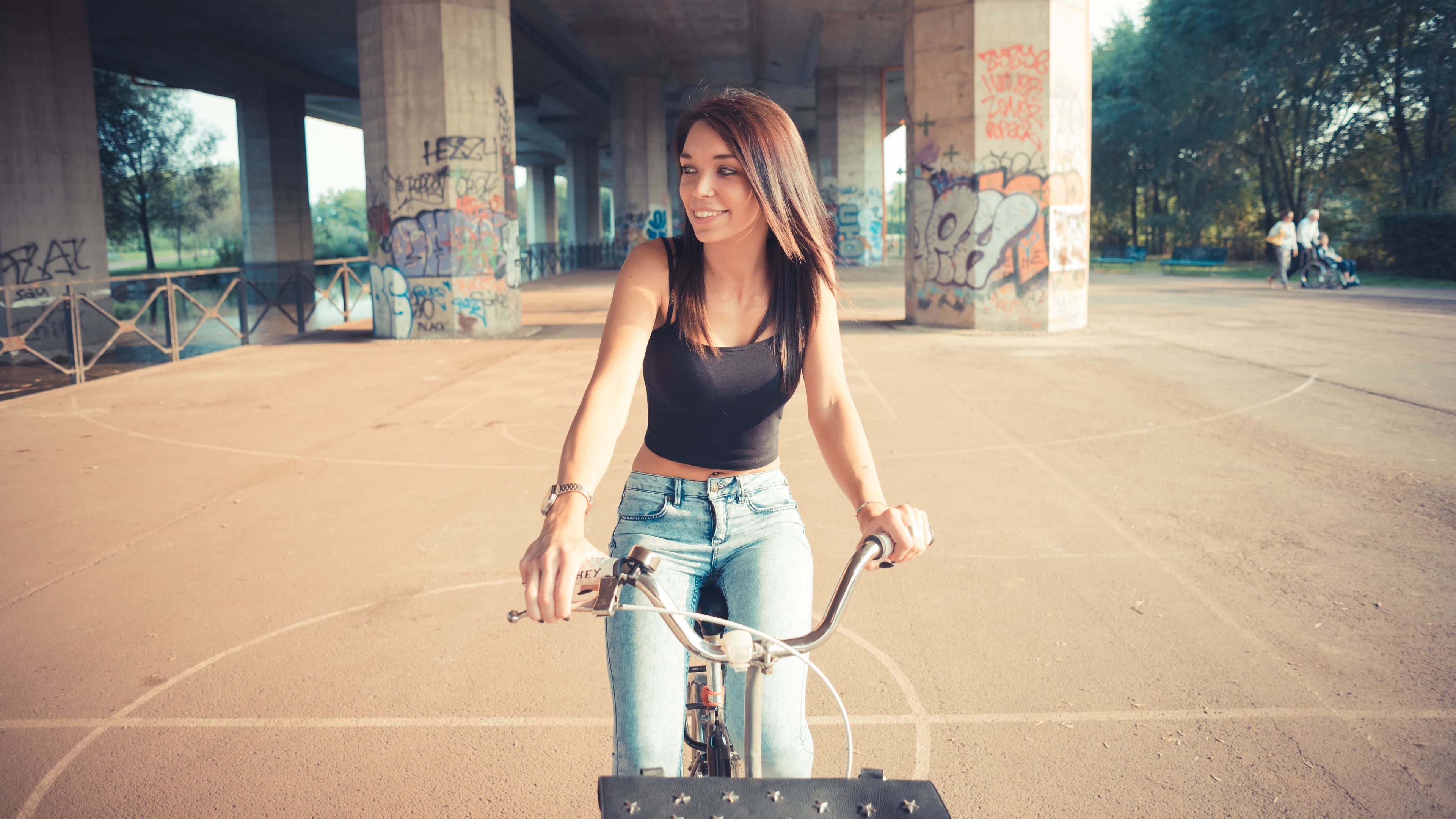 Women Bicycle Jeans Bare Midriff Brunette Long Hair Graffiti Smiling 4K Women Outdoors Urban Vehicle 3840x2160