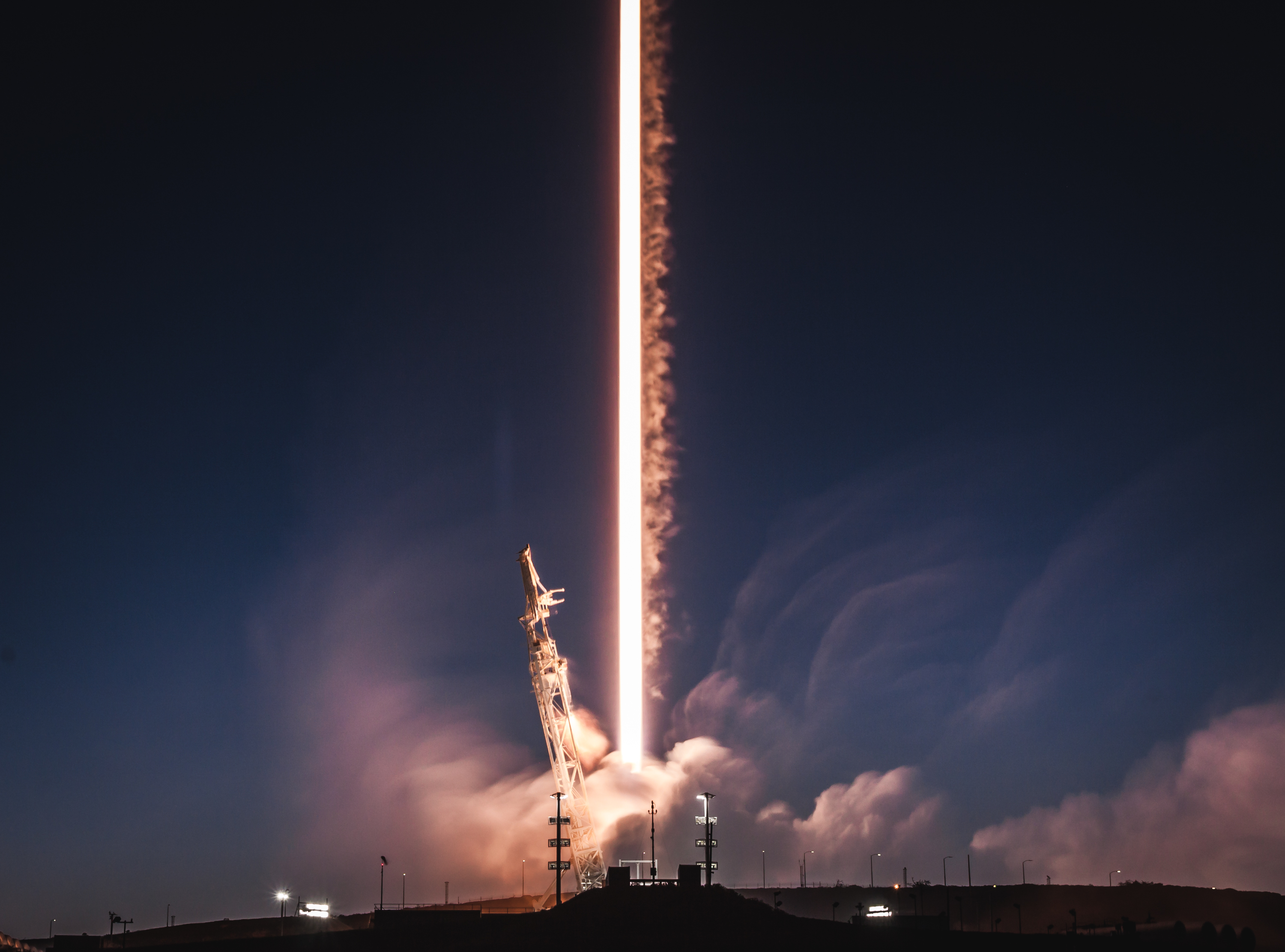 Falcon 9 Lift Off Rocket Spacex 3000x2223