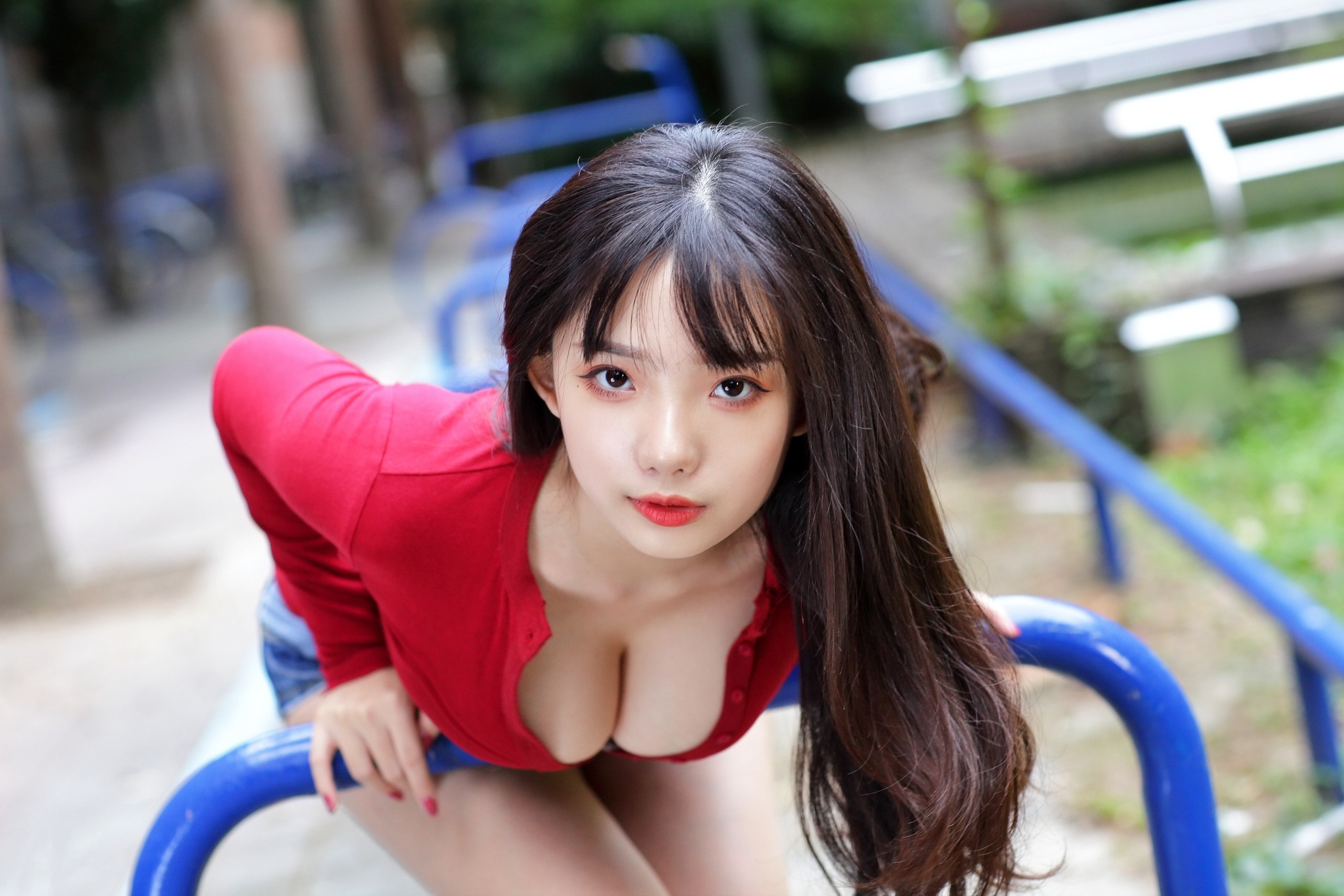 Ning Shioulin Women Model Brunette Long Hair Bangs Looking At Viewer Brown Eyes Depth Of Field Portr 2560x1707