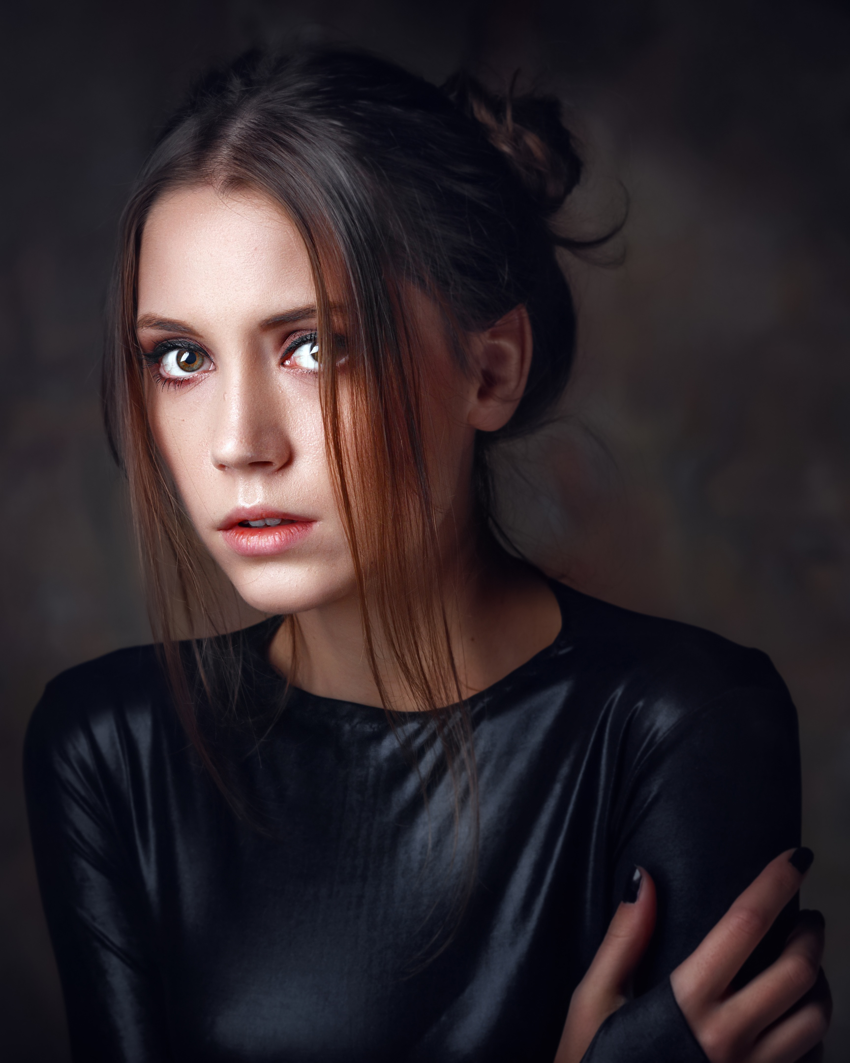 Alexey Kishechkin Women Ksenia Kokoreva Brunette Portrait Black Clothing Makeup Looking At Viewer Si 1728x2160