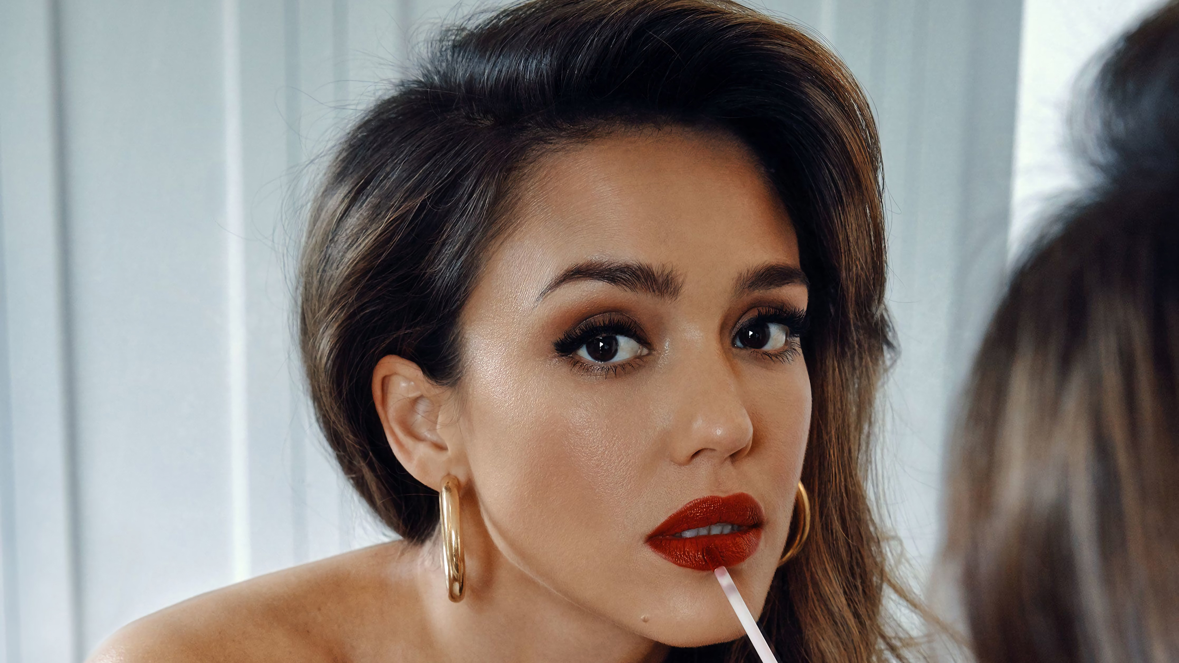 Actress American Brown Eyes Brunette Close Up Earrings Face Jessica Alba Lipstick Mirror 3840x2160