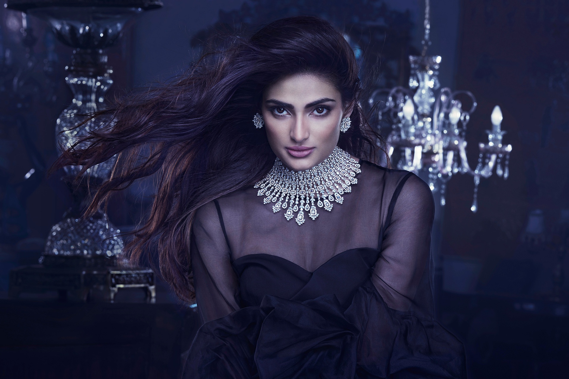 Actress Athiya Shetty Bollywood Brown Eyes Brunette Earrings Girl Indian Jewelry Necklace 1920x1280