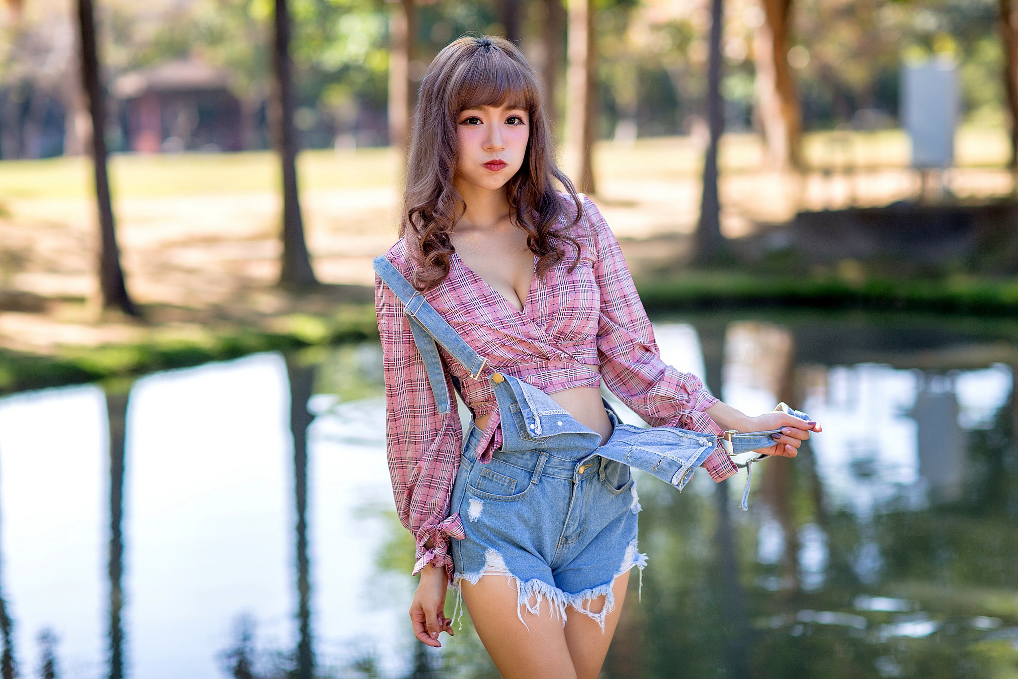 Asian Brunette Depth Of Field Girl Lipstick Model Woman Wallpaper