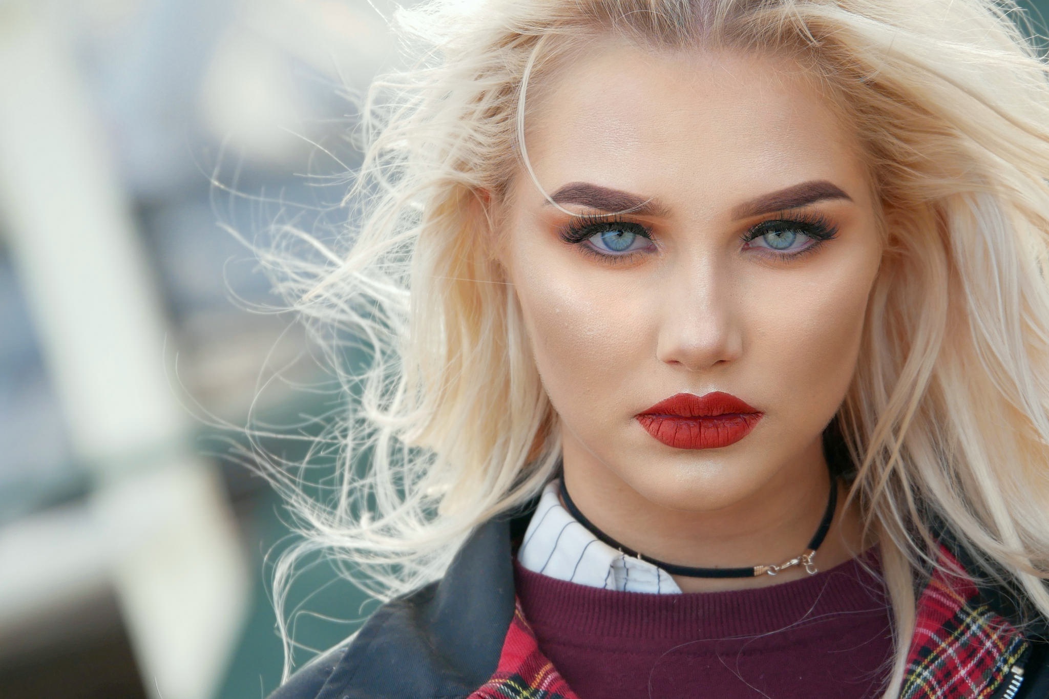 Blonde Blue Eyes Face Girl Lipstick Model Woman 2048x1365