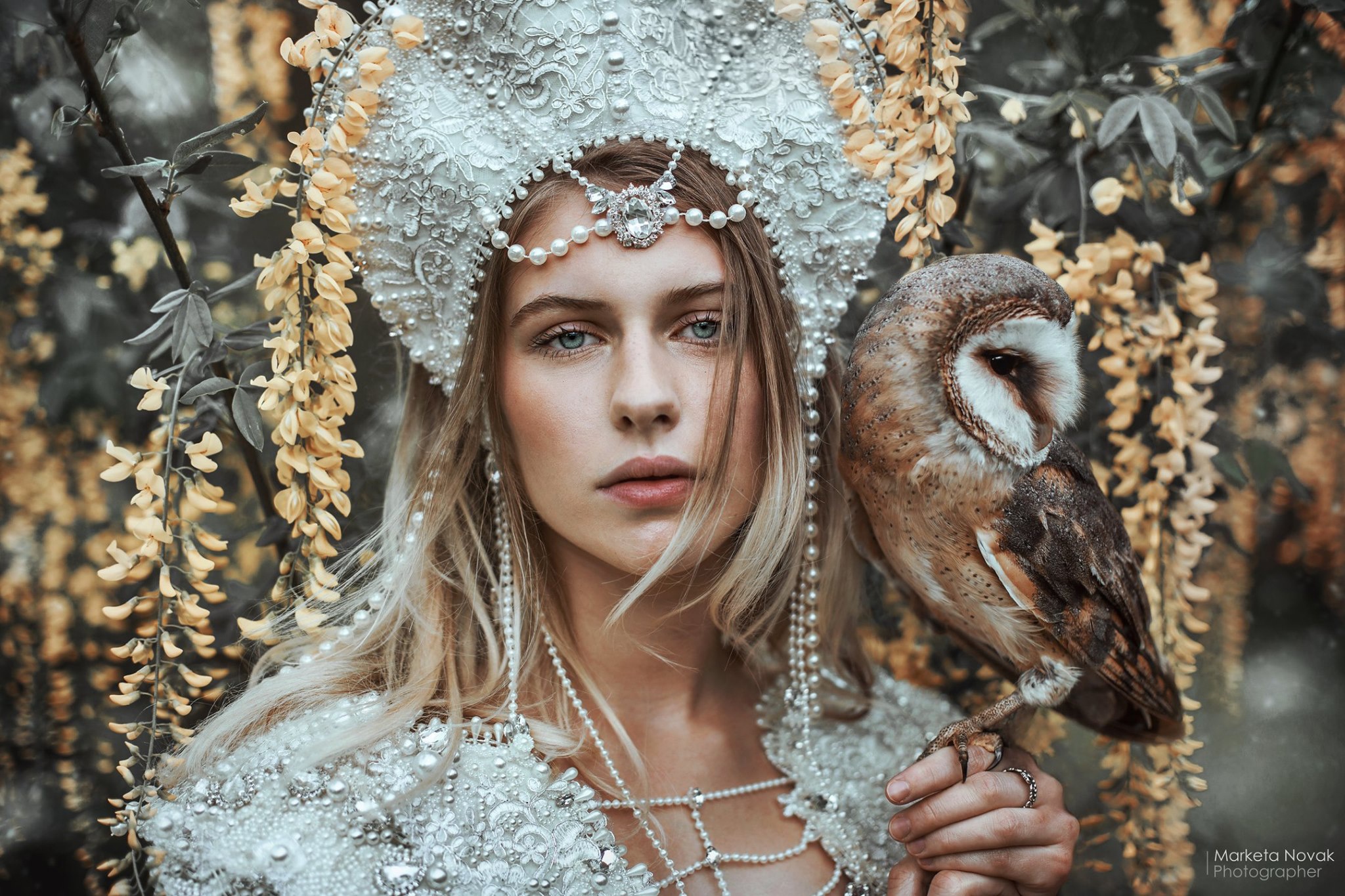 Marketa Novak Women Model Fantasy Girl Animals Birds Owl 2048x1365