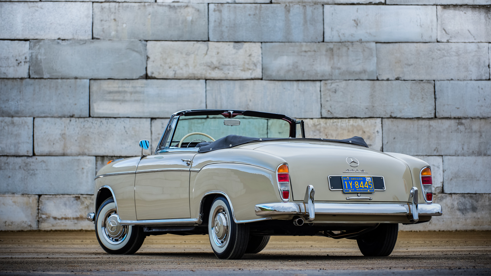 Beige Car Car Convertible Luxury Car Mercedes Benz 220s Old Car Sport Car 2048x1152