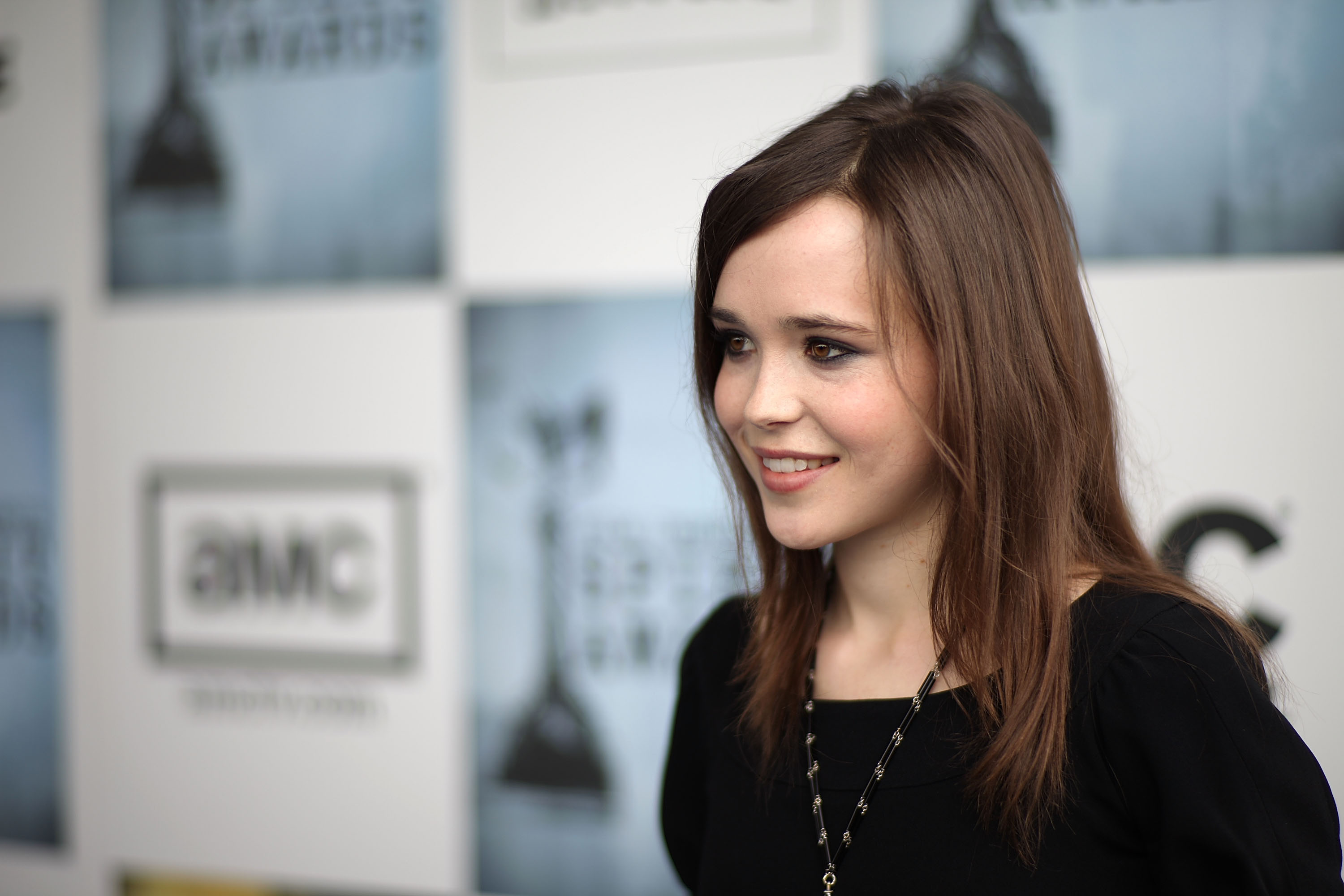 Actress Canadian Ellen Page 3000x2000