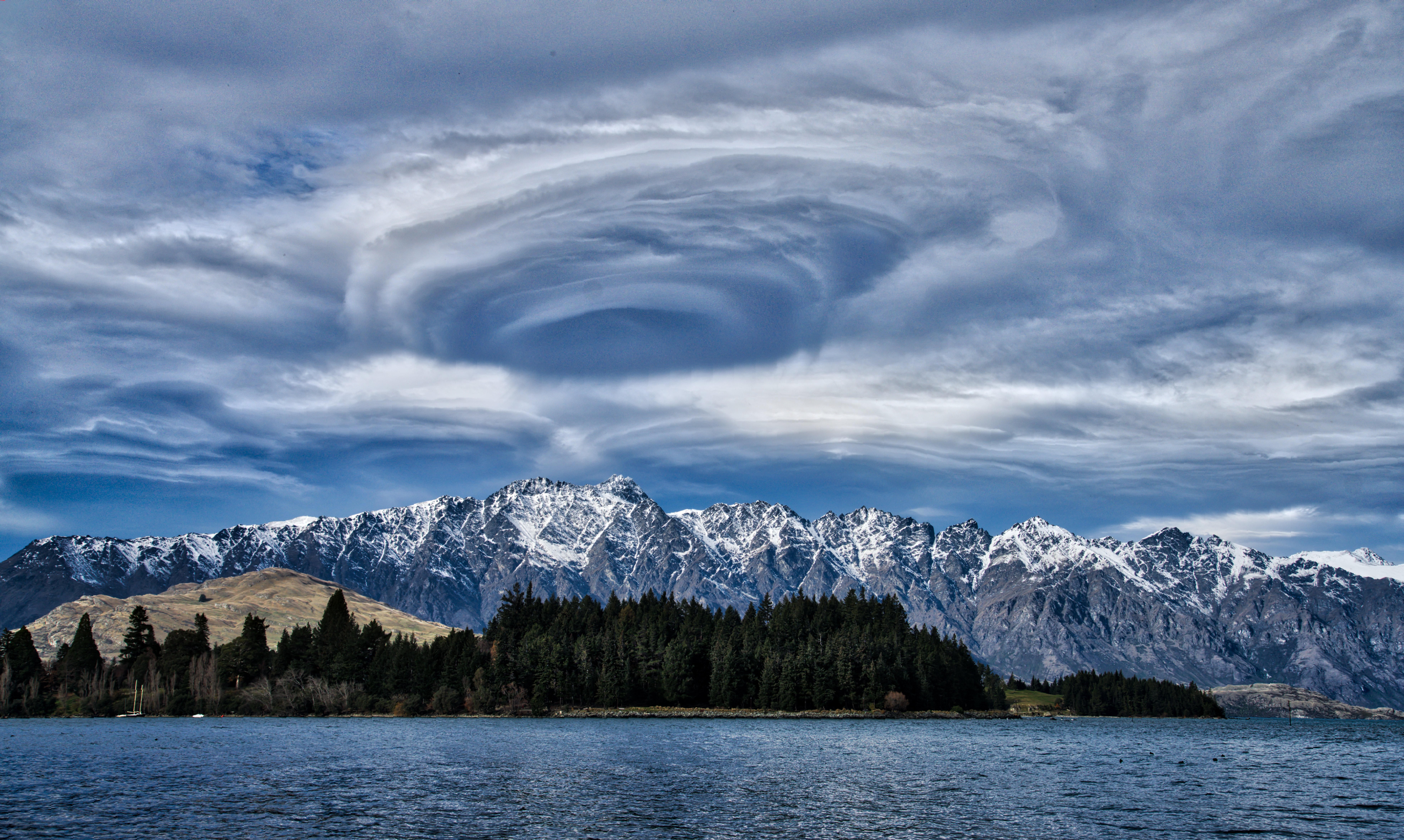 Cloud Lake Wakatipu Mountain New Zealand Storm Vortex 7855x4702
