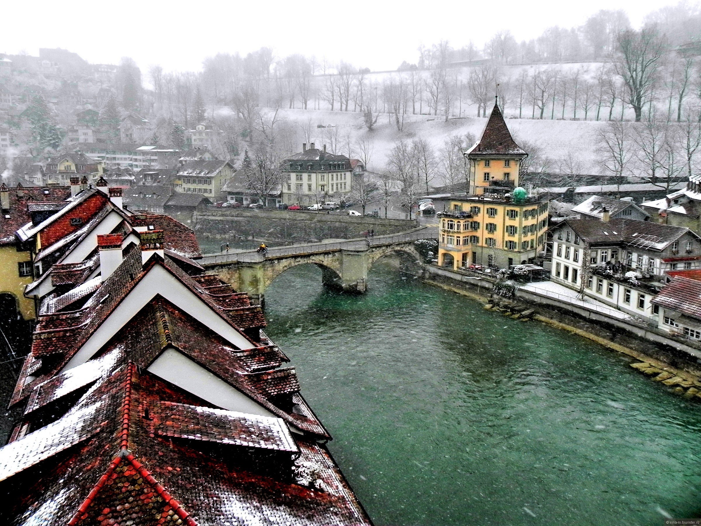 Bern Canal City House Snowfall Switzerland 2400x1800