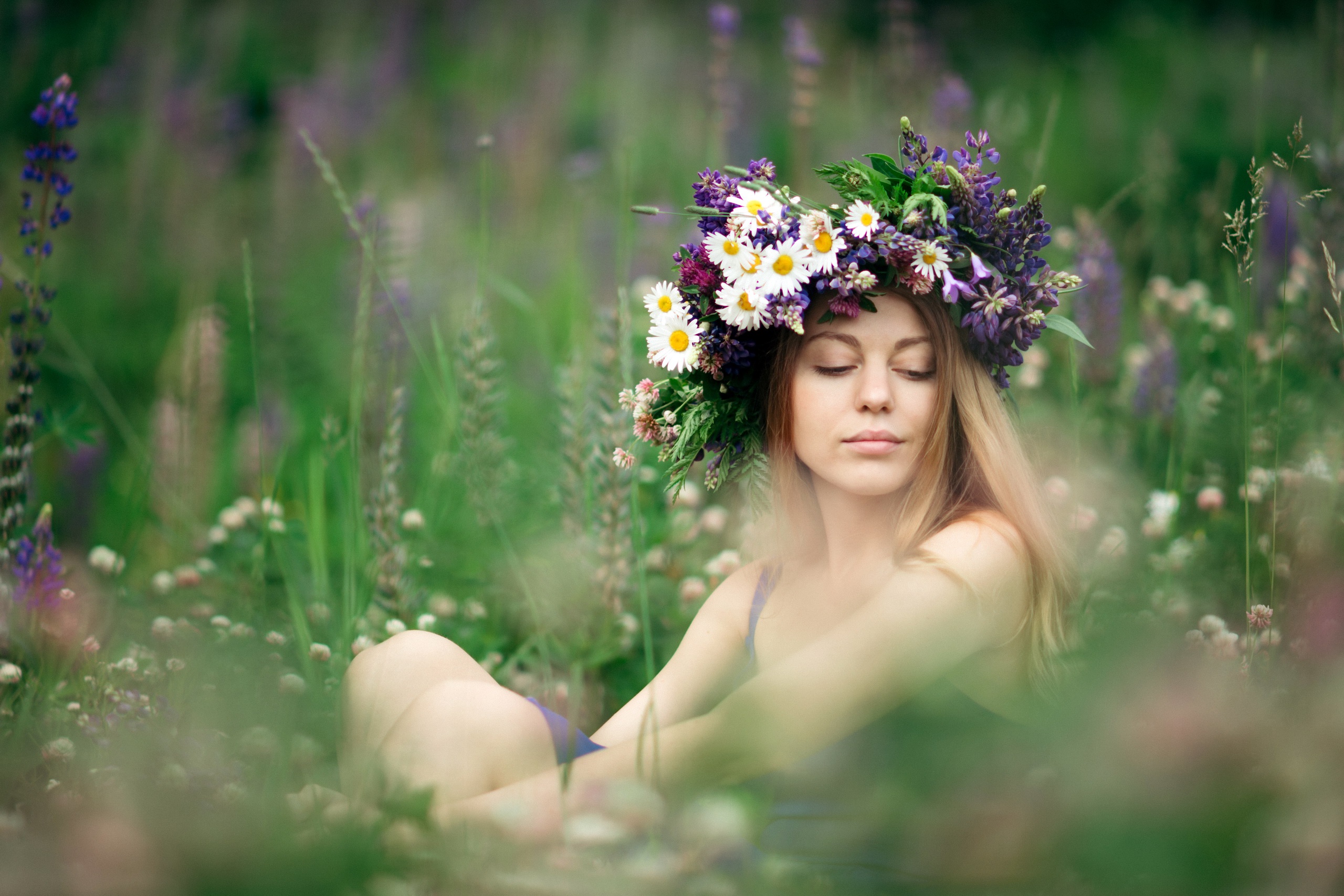 Blonde Depth Of Field Flower Girl Model Mood Woman Wreath 2560x1707