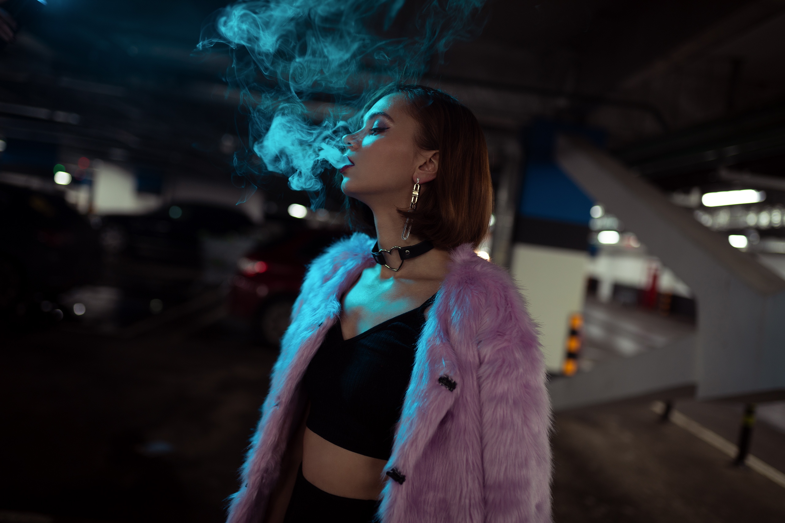 Valeriya Ranevskaya Karim Imamiev Smoking Car Park Choker Bare Midriff Women Brunette Fur Coats 2560x1707