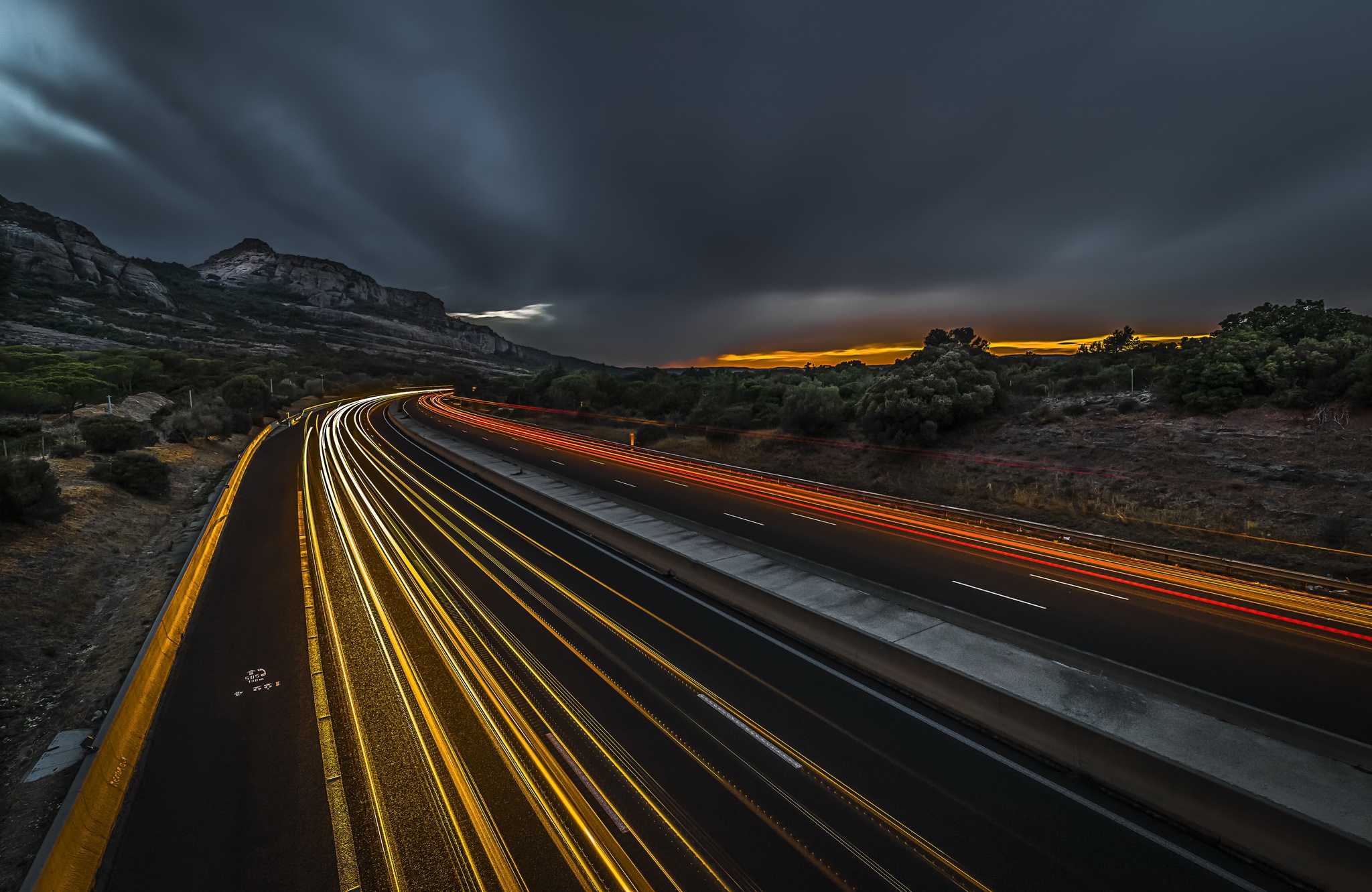 Highway Light Night Road Time Lapse 2048x1331