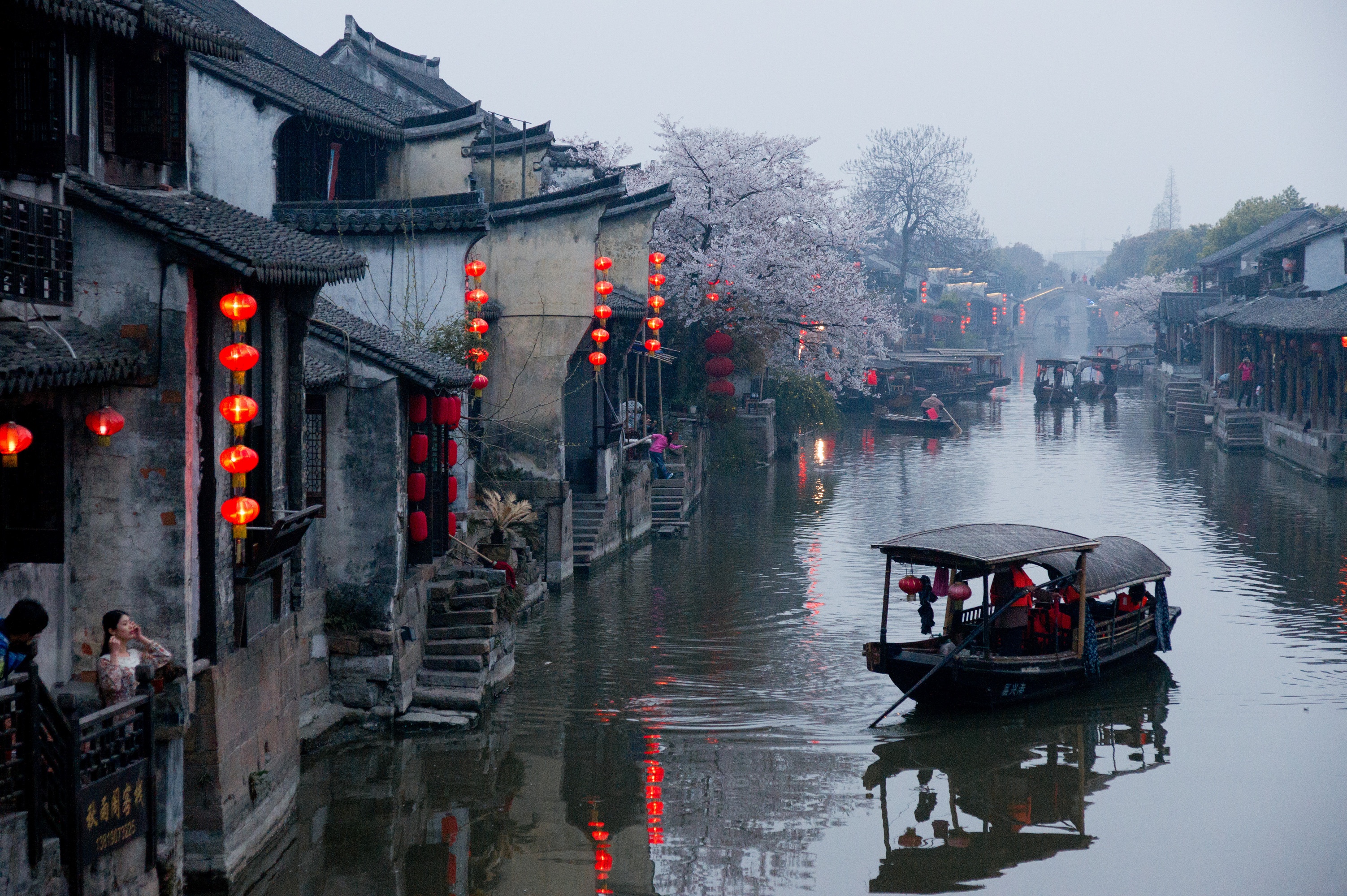 Boat Building River Chinese Lantern Xitang China Architecture Village Flowers Spring Mist 3005x2000
