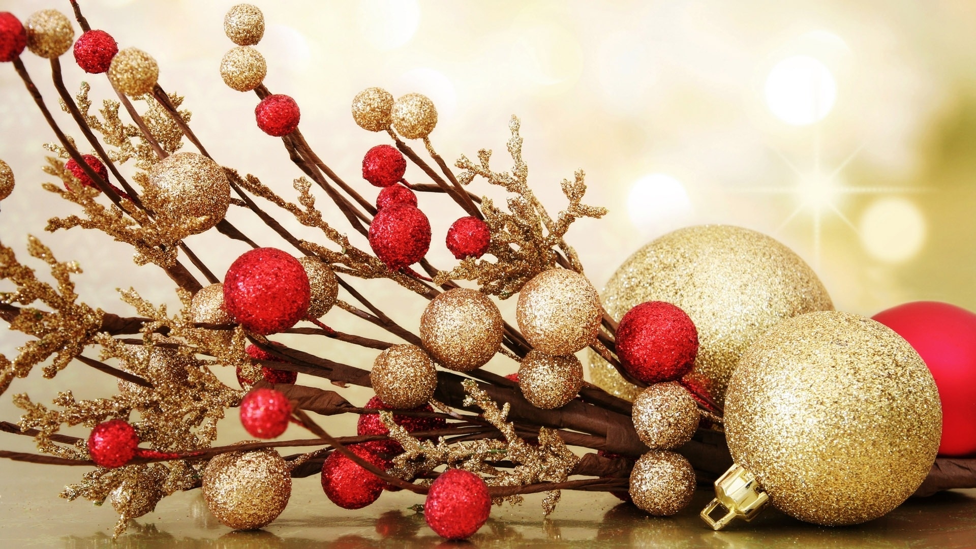 Bauble Christmas Decoration Golden Red 1920x1080
