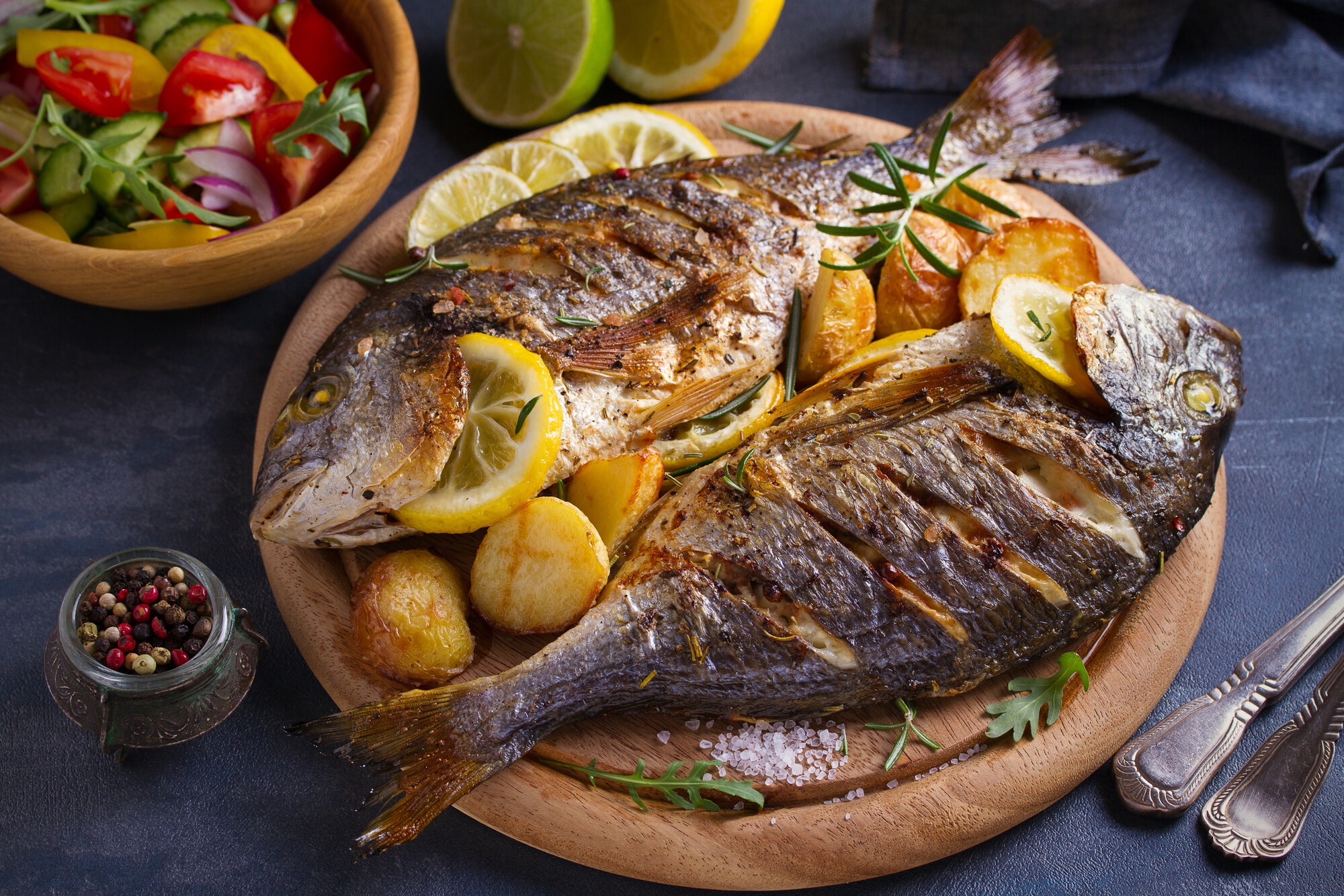 Fish Lemon Potato Seafood 2000x1333