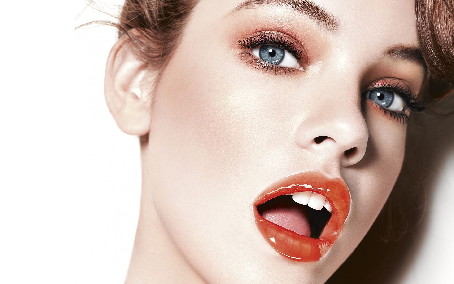 Blue Eyes Face Girl Lipstick Makeup Model Woman 1920x1200