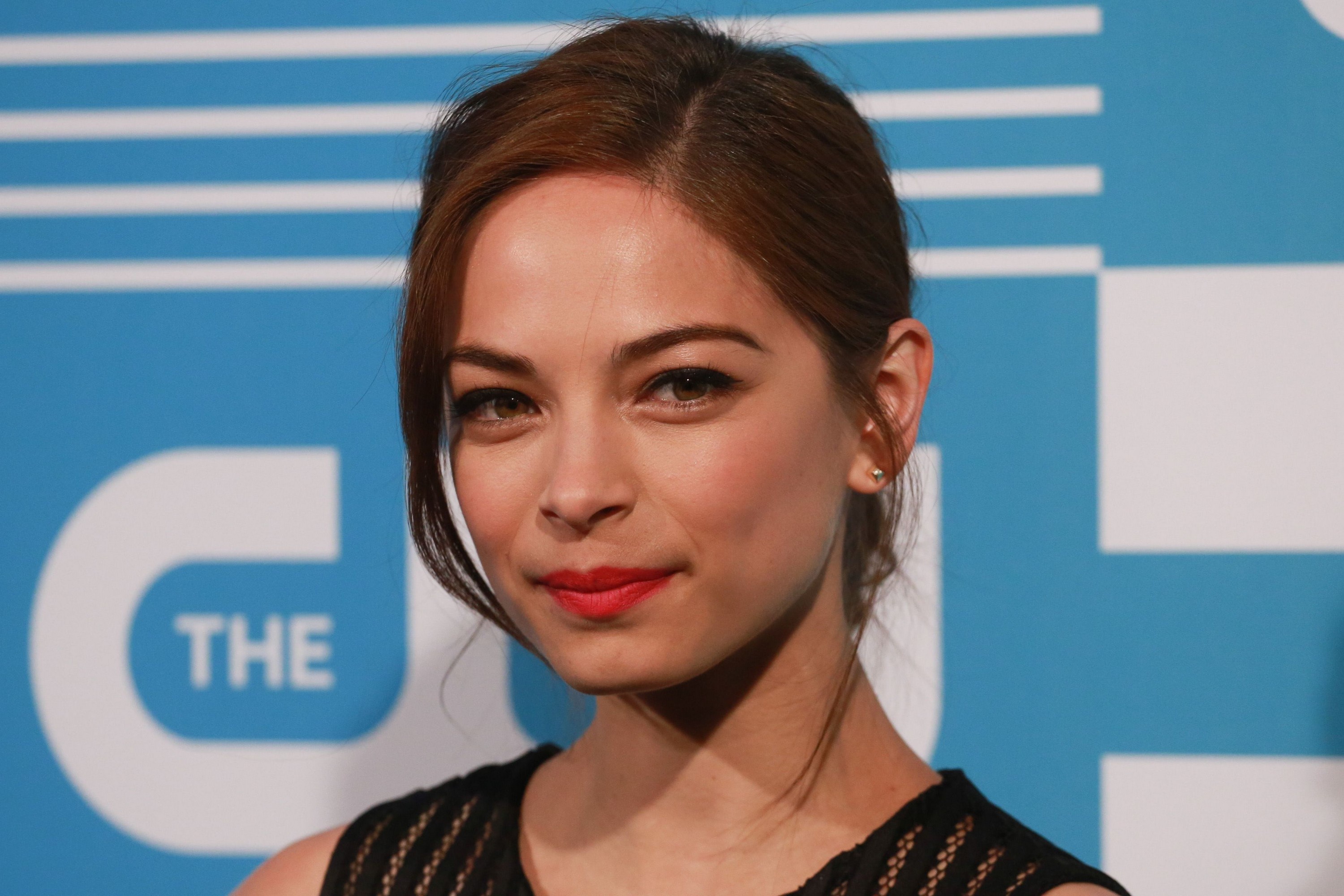 Actress Brunette Canadian Face Kristin Kreuk Lipstick 3000x2000