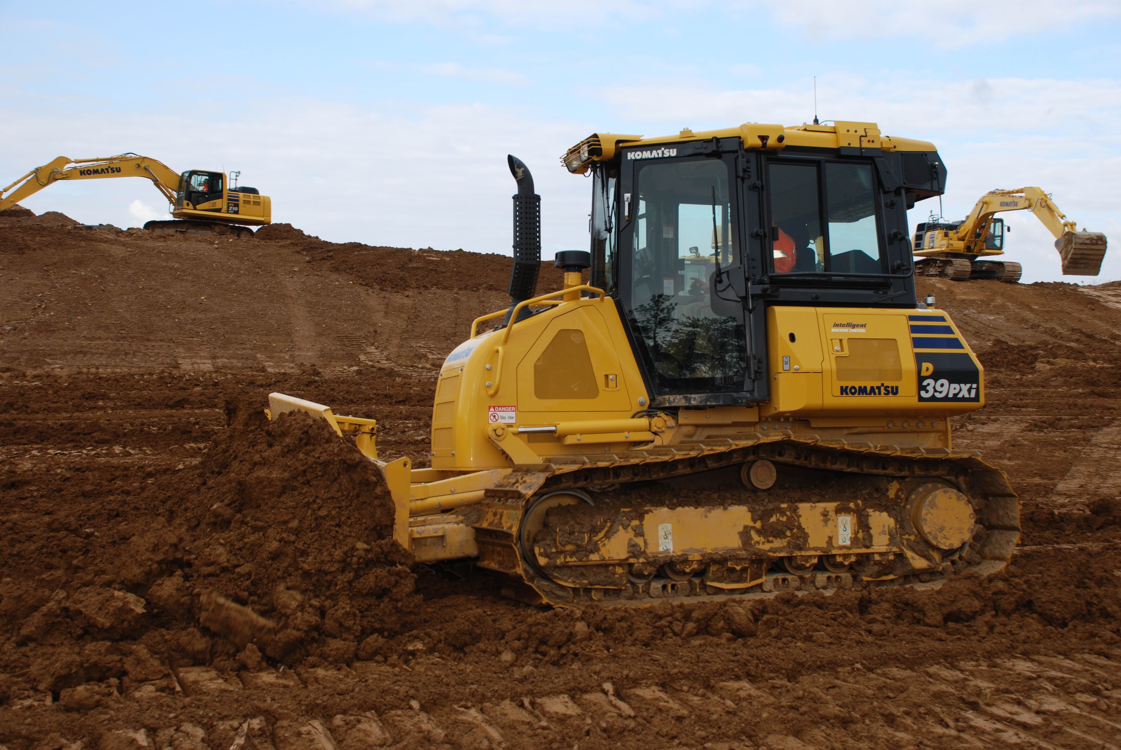 Bulldozer Excavator Komatsu D93pxi Pc210lci Pc490lc 3872x2592