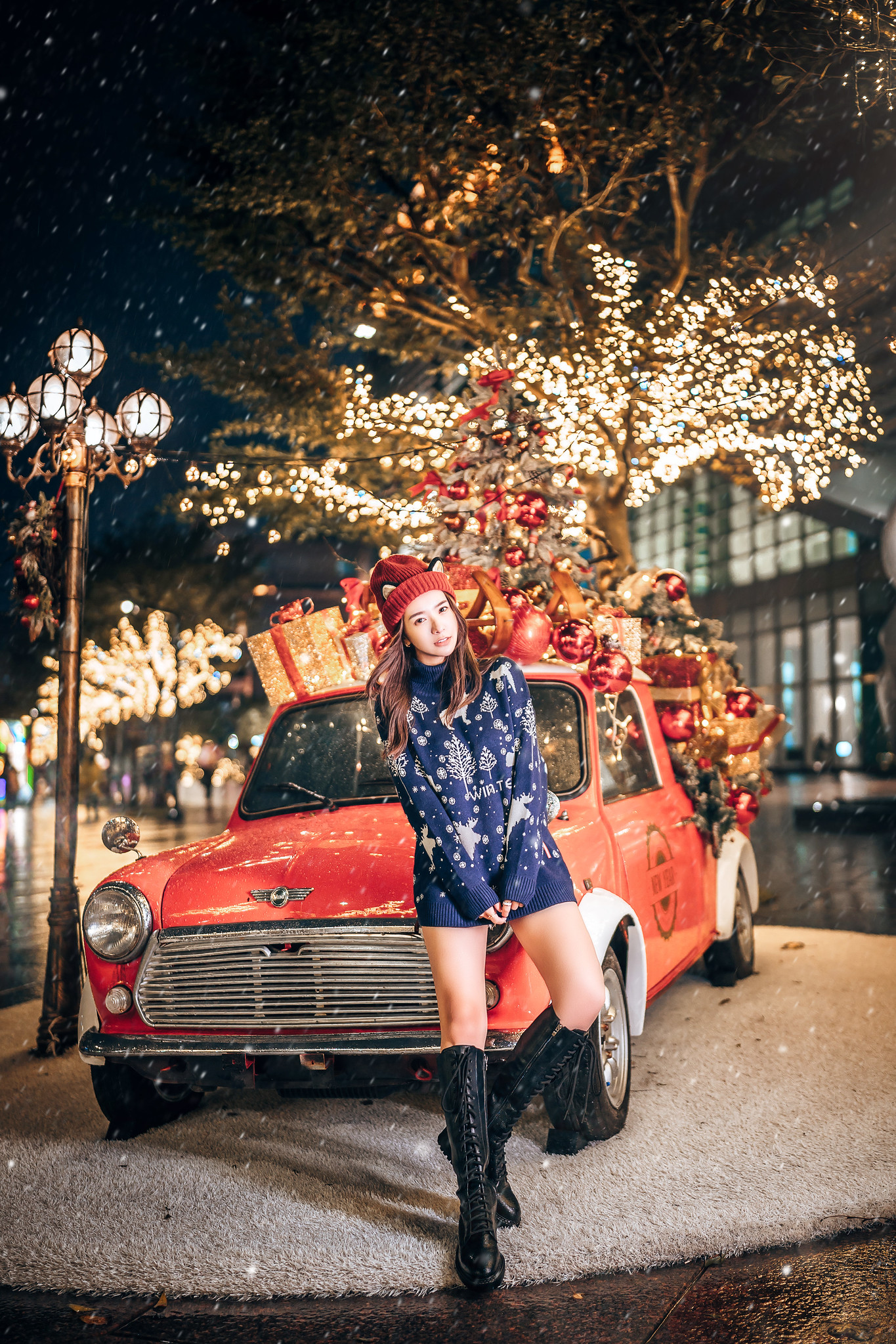 Car Vehicle Asian Women Model Christmas Women With Cars Women With Hats Christmas Ornaments Red Cars 1365x2047