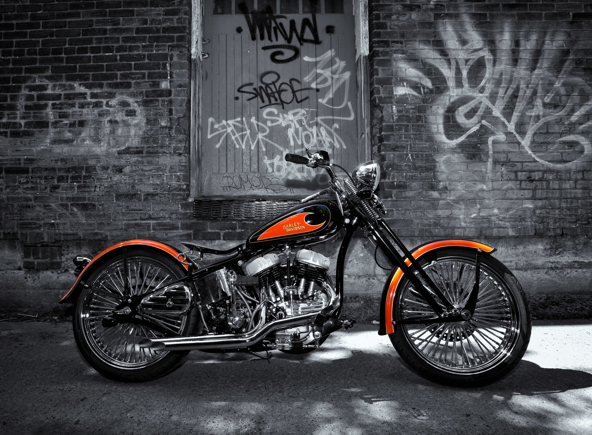 Harley Davidson Custom Made Motorcycle Selective Coloring 2048x1503