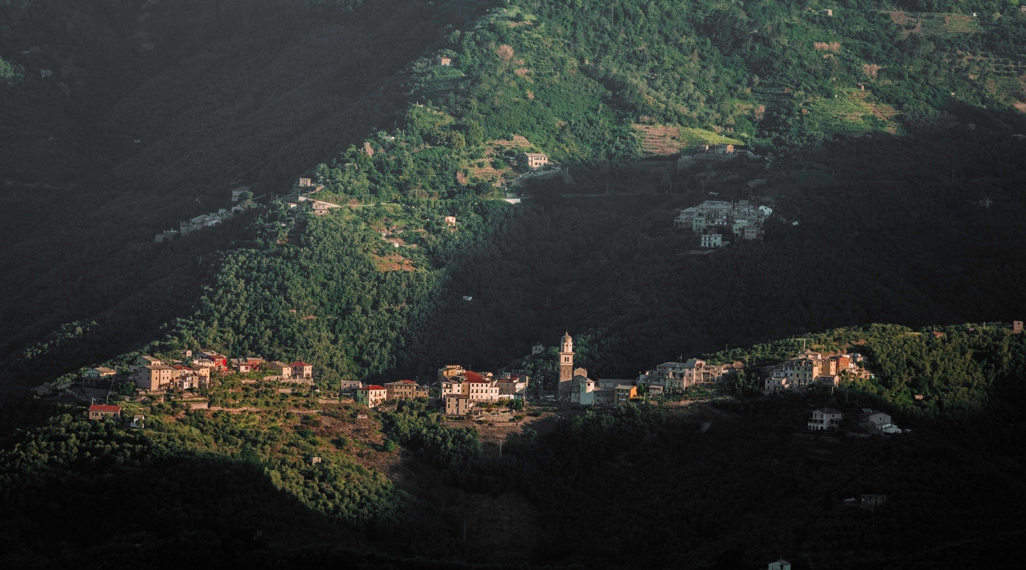 Landscape Mountains Village Trees Building House Ridges 2048x1139