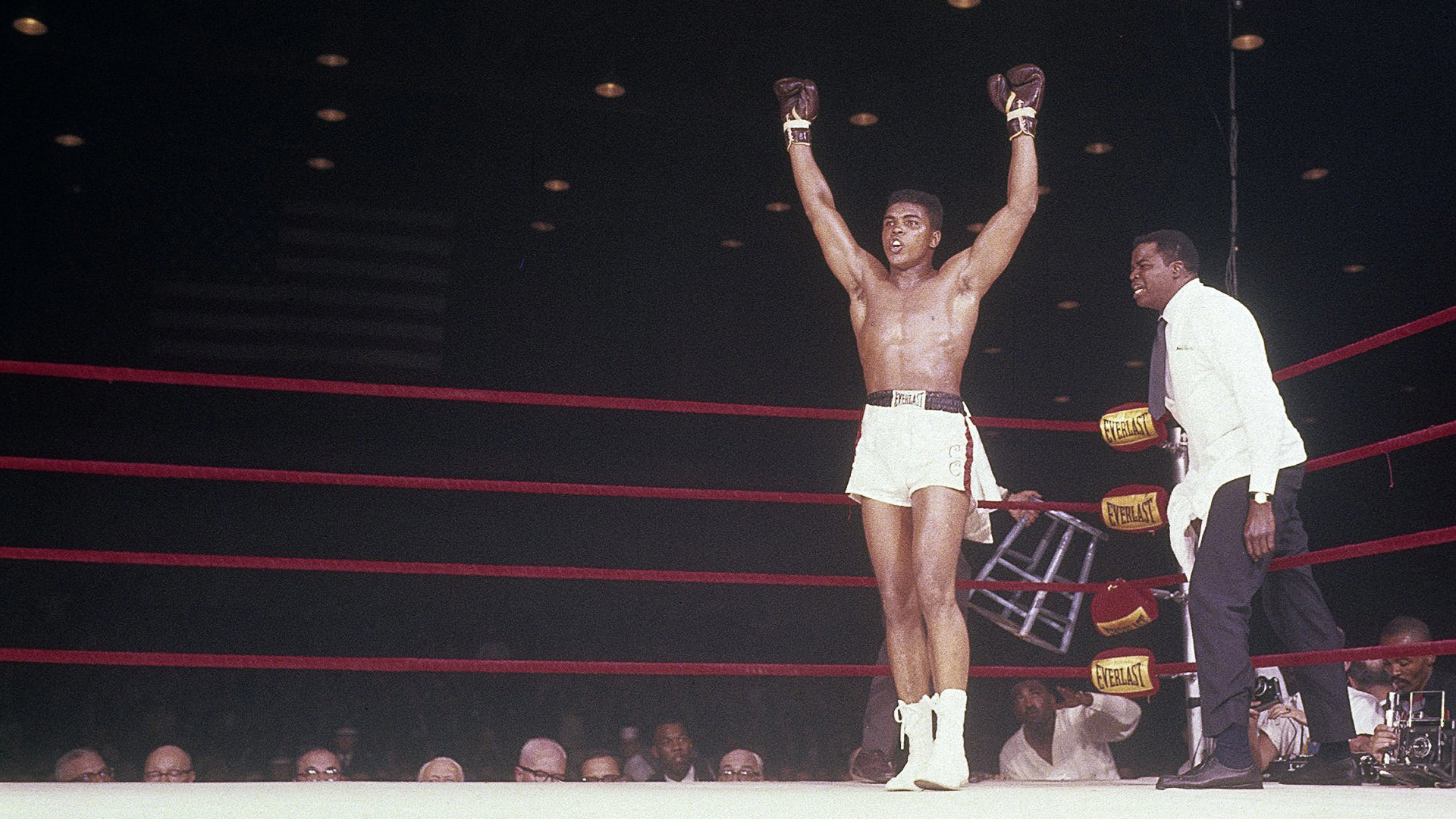 Cassius Clay Drew Bundini Arms Up Boxing Boxing Ring American Flag 1964 Legend 1920x1080