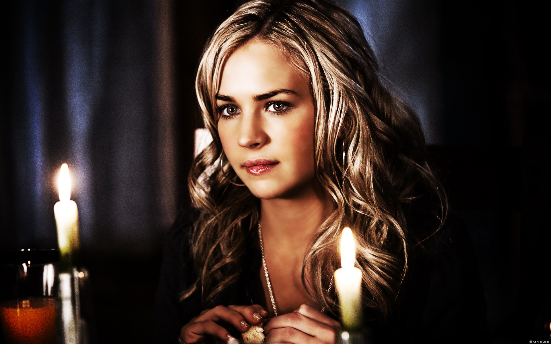 Actress Blonde Brittany Robertson Candle Face Girl Woman 1920x1200