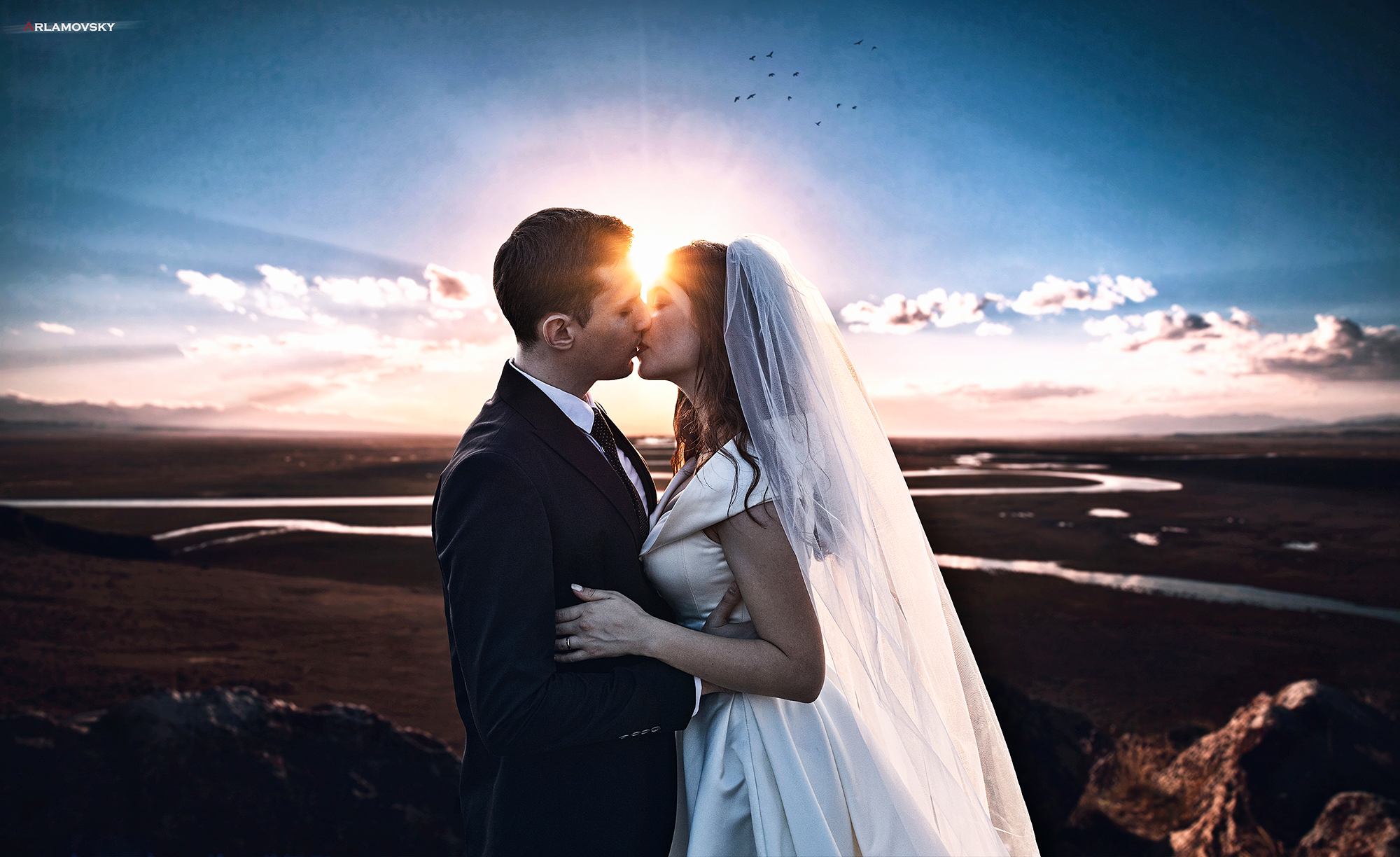Arlamovsky Landscape Photoshop Retouching Wedding Dress Wedding Photo Couple Lovers Clear Sky Sunset 2000x1224