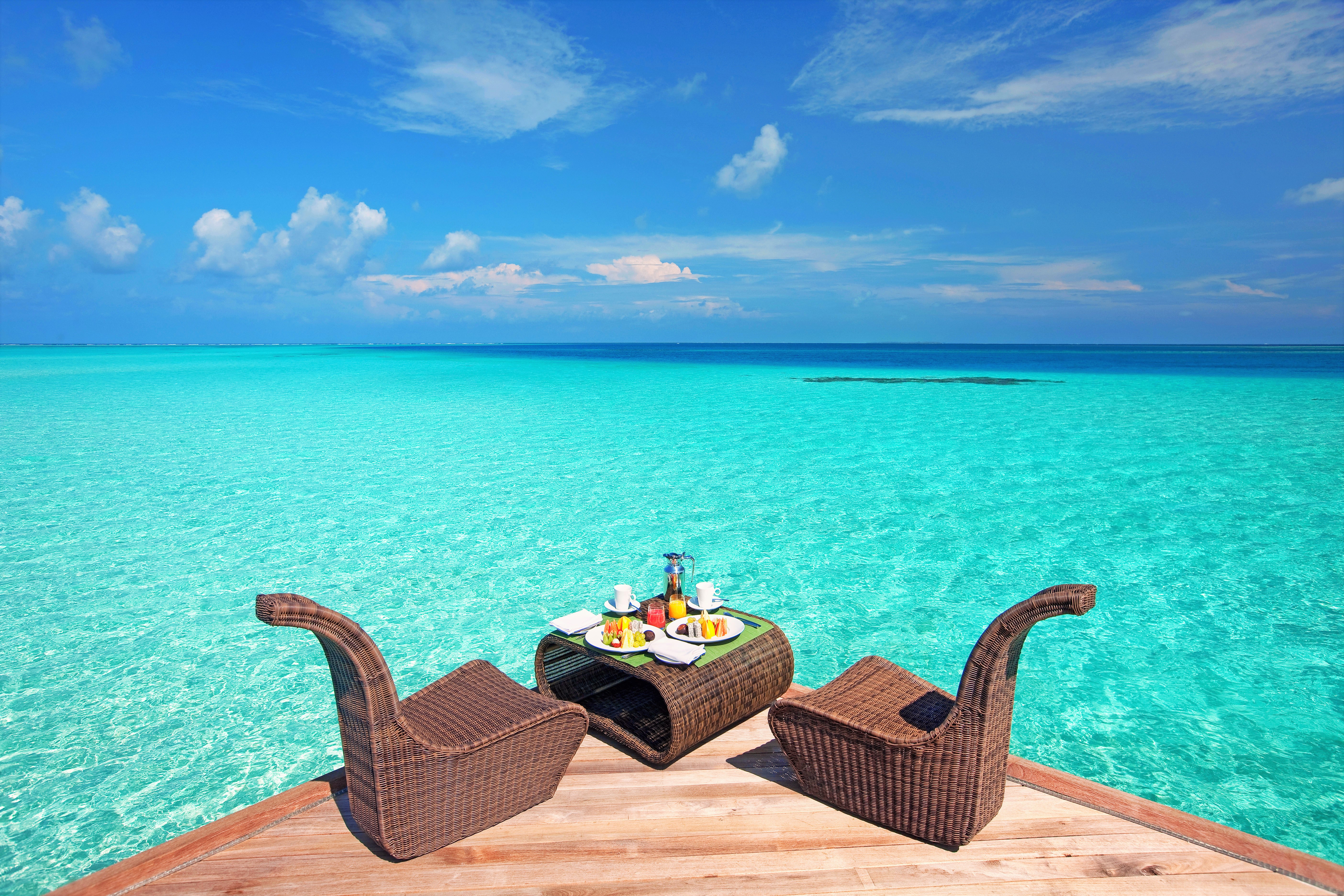 Chair Horizon Lunch Ocean Resort Sea Table Tropical Turquoise 5616x3744