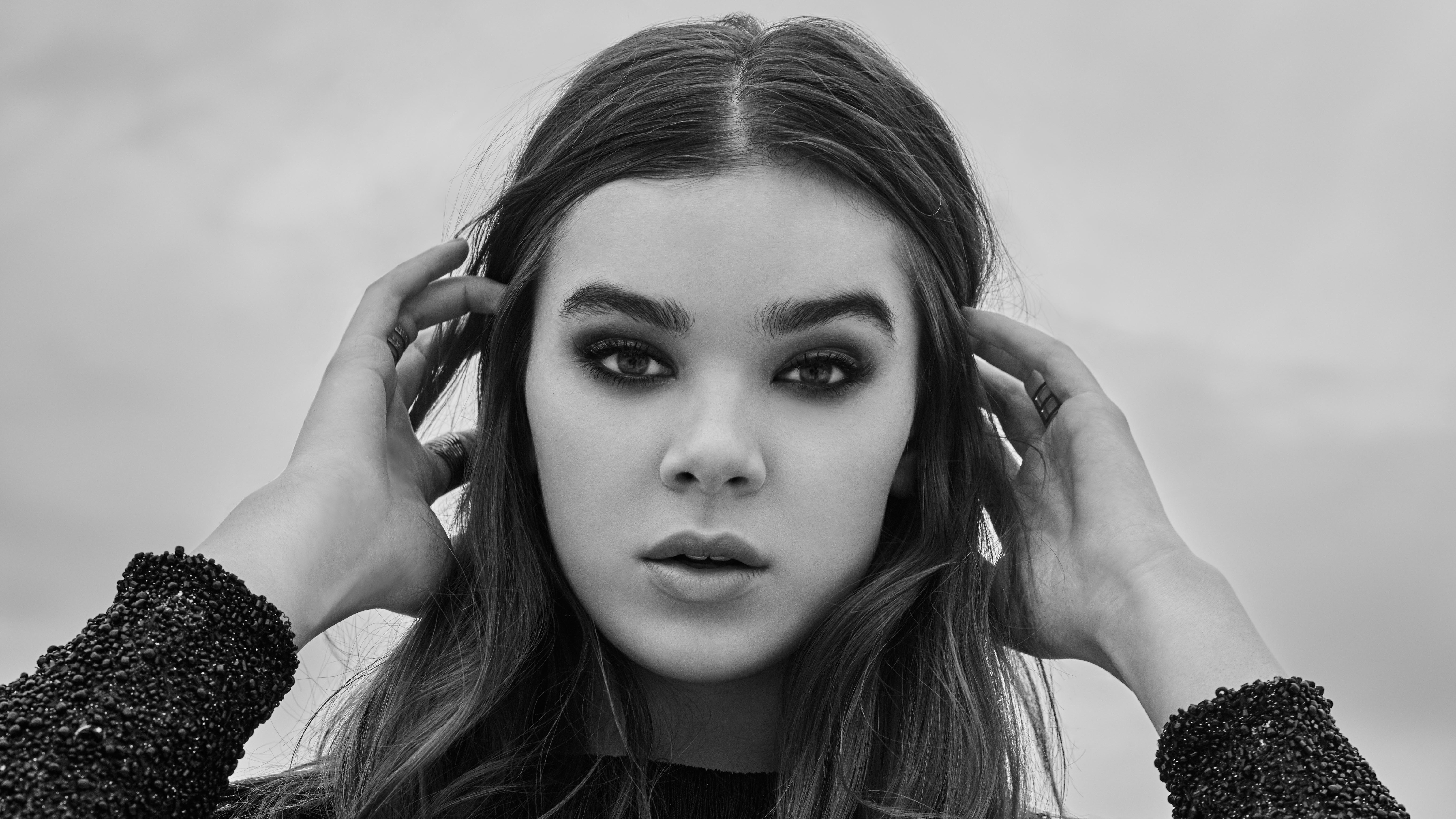 Actress Black Amp White Close Up Face Hailee Steinfeld Monochrome Singer Woman 6208x3492