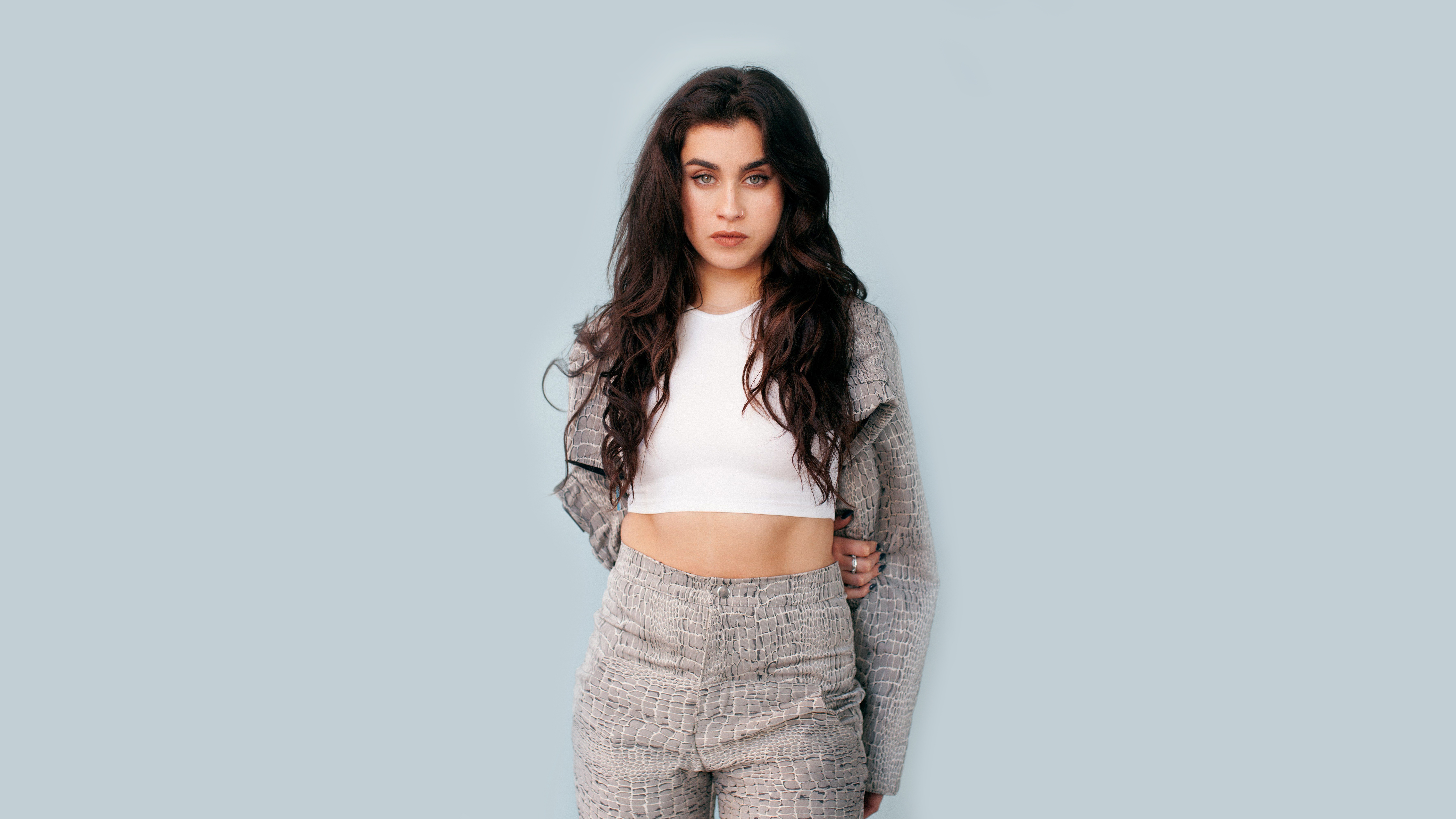 American Brunette Lauren Jauregui Singer 7106x3997