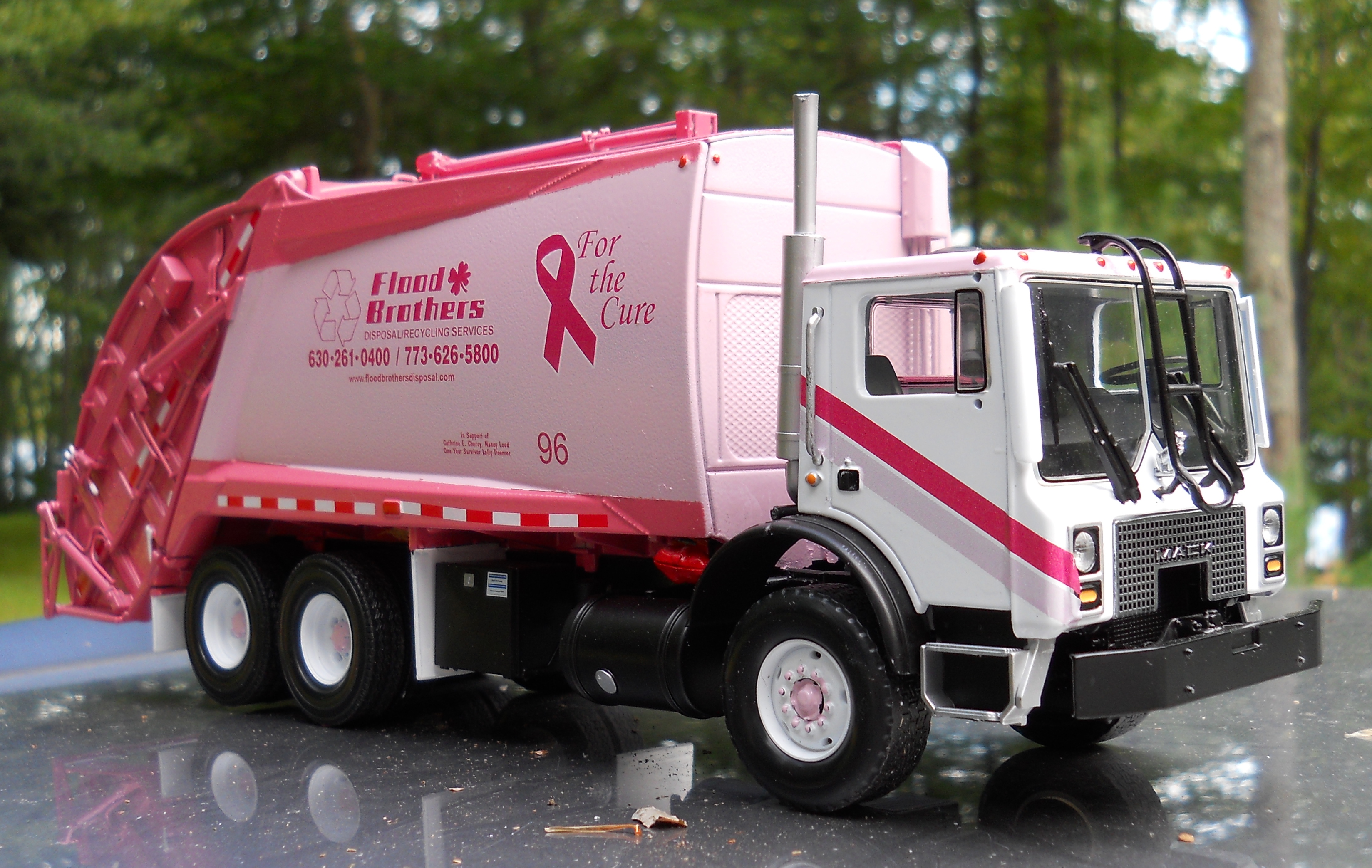 Garbage Truck Mack Trucks Pink 3297x2087