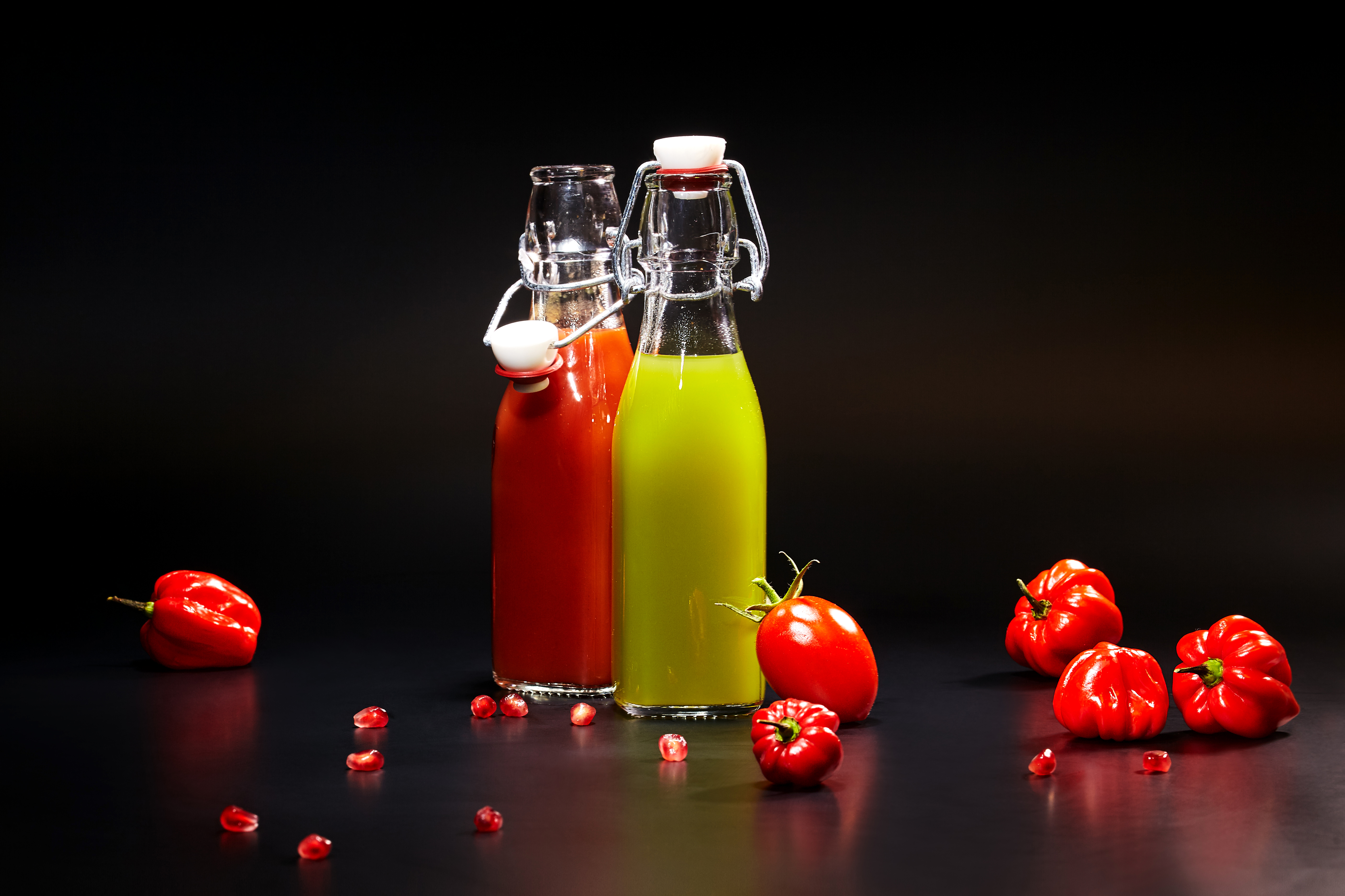 Bottle Juice Tomato 5616x3744