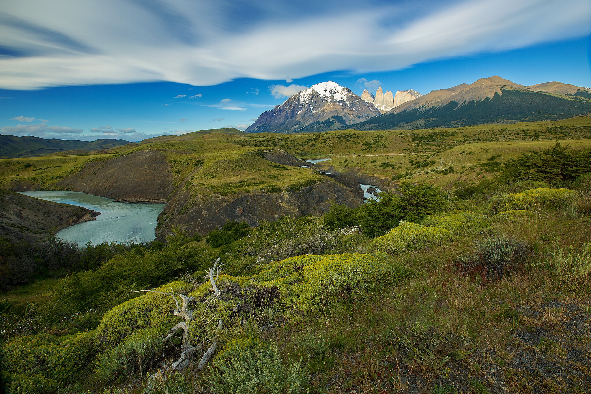 Chile Cloud Mountain Patagonia 2048x1365