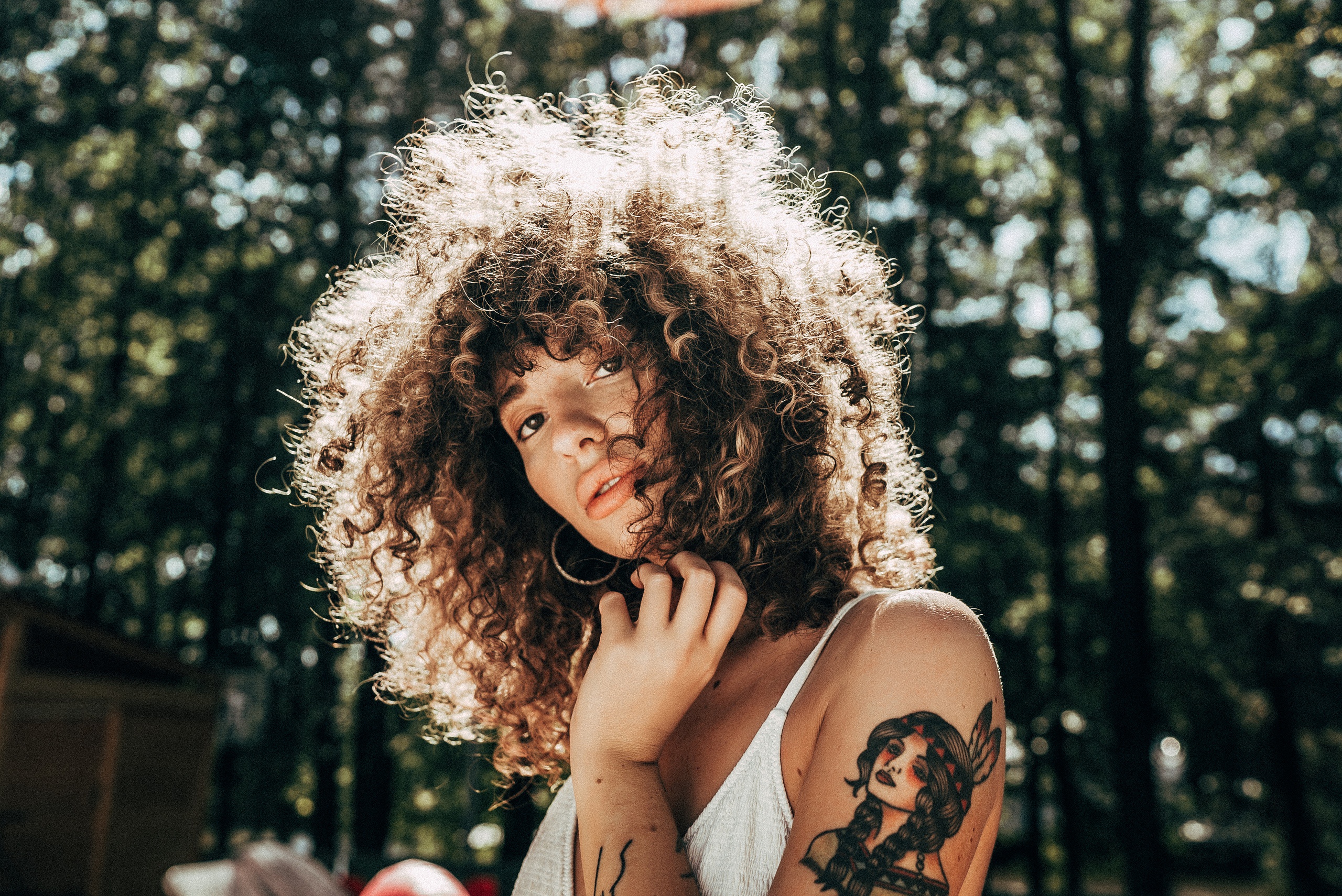 Brunette Curl Depth Of Field Girl Model Tattoo Woman 2560x1710