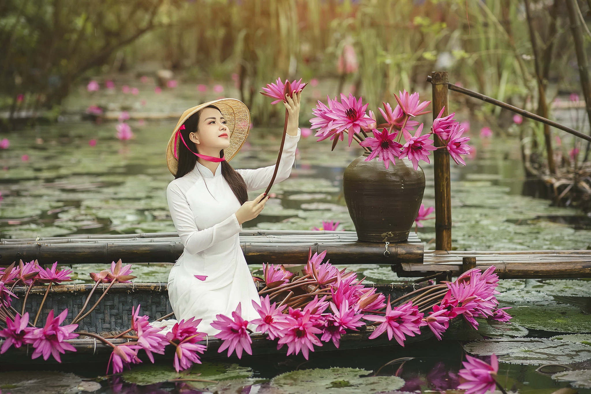 Asian Asian Conical Hat Brunette Flower Girl Model Mood Pink Flower Woman 2048x1365