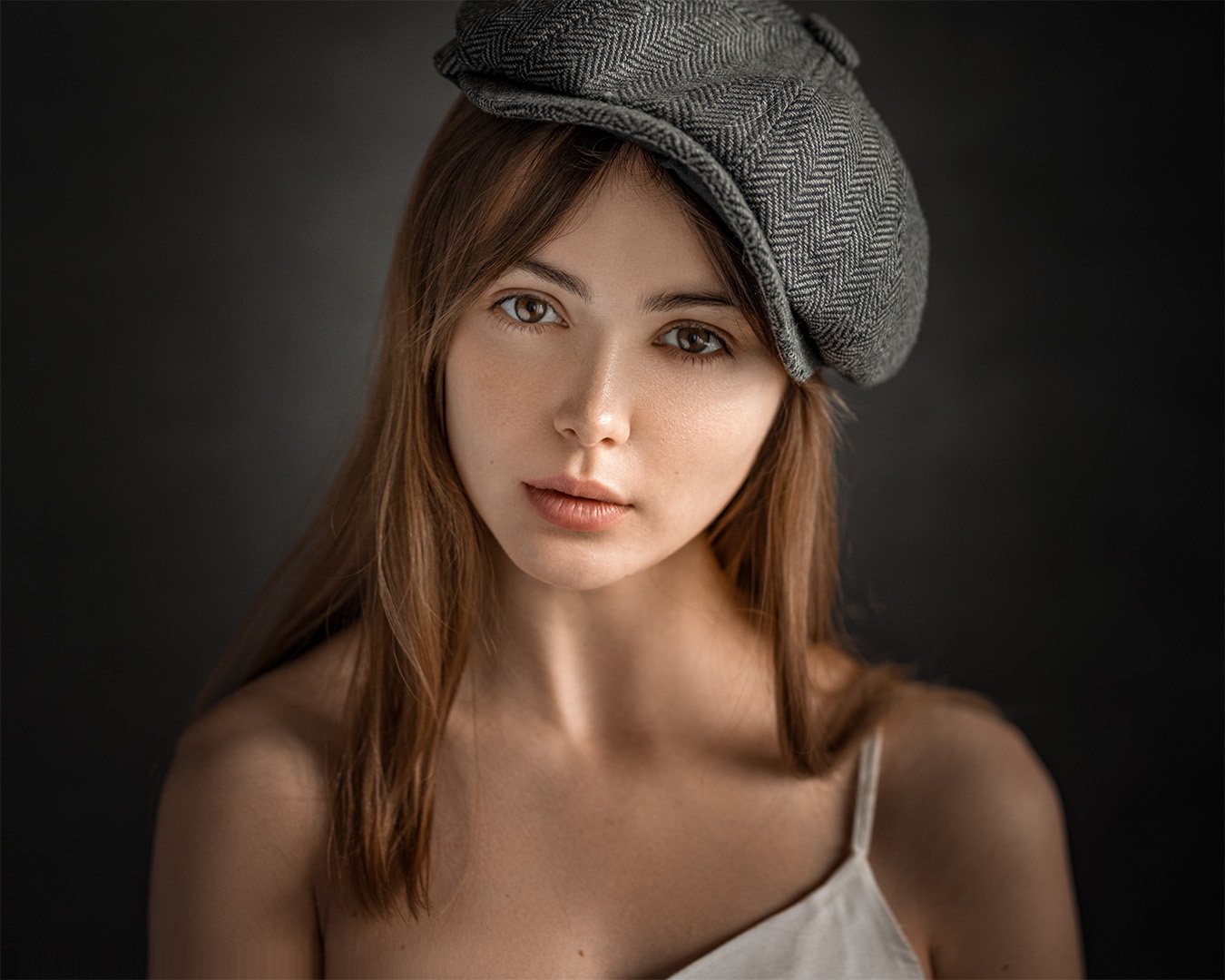 Evgeny Sibiraev Women Model Brown Eyes 1350x1080