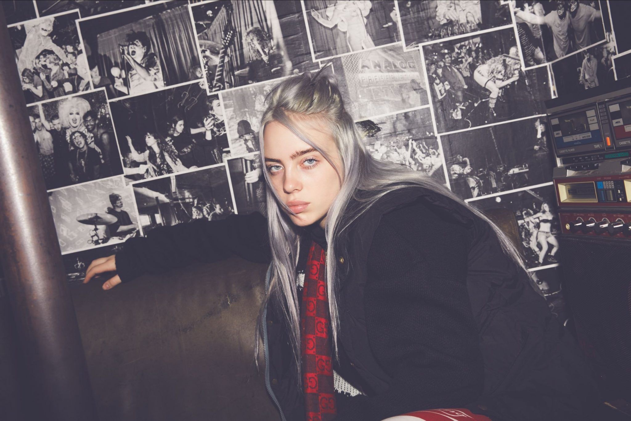 American Billie Eilish Grey Hair Singer 2048x1365