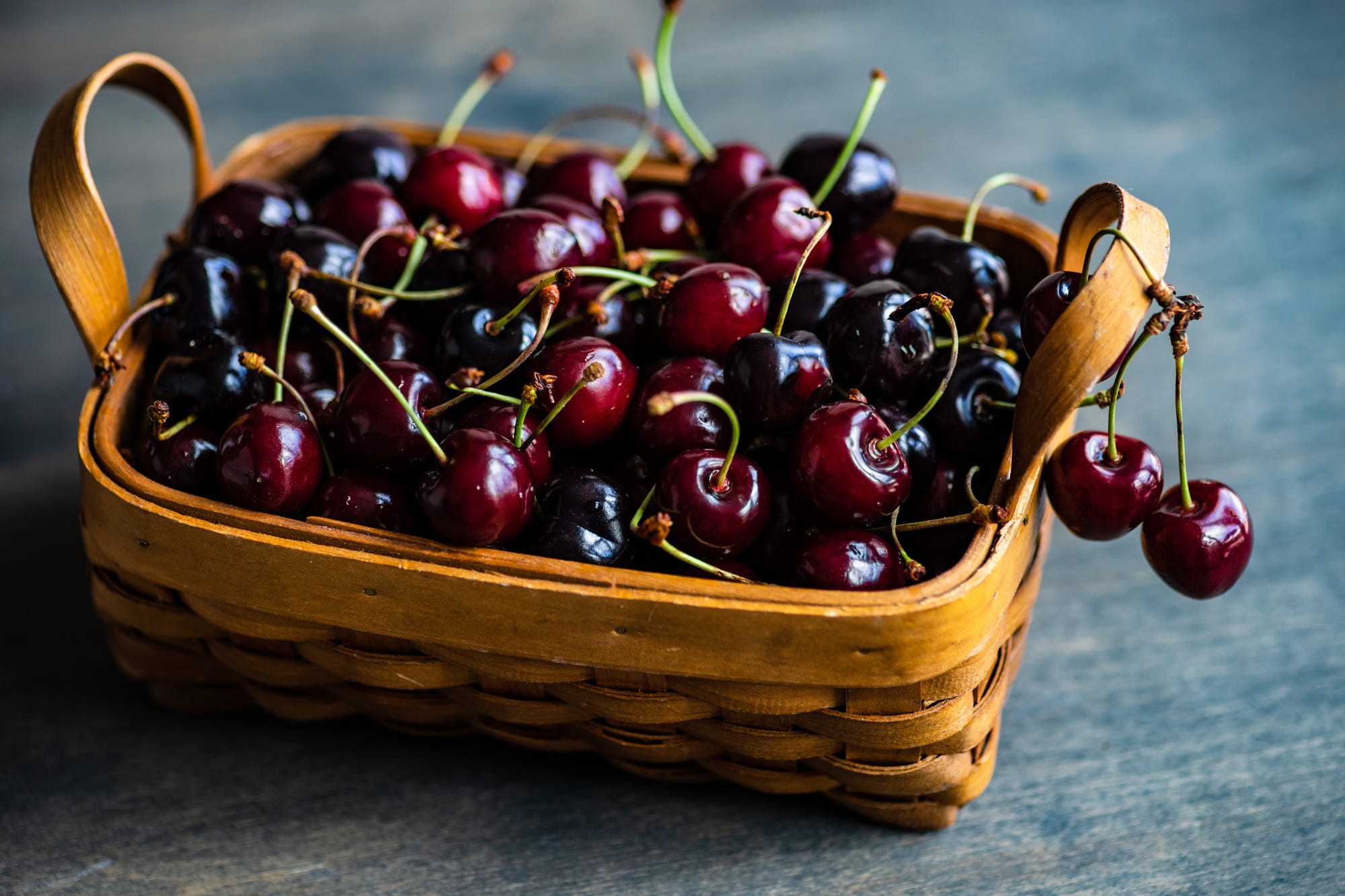 Cherry Fruit 2000x1333