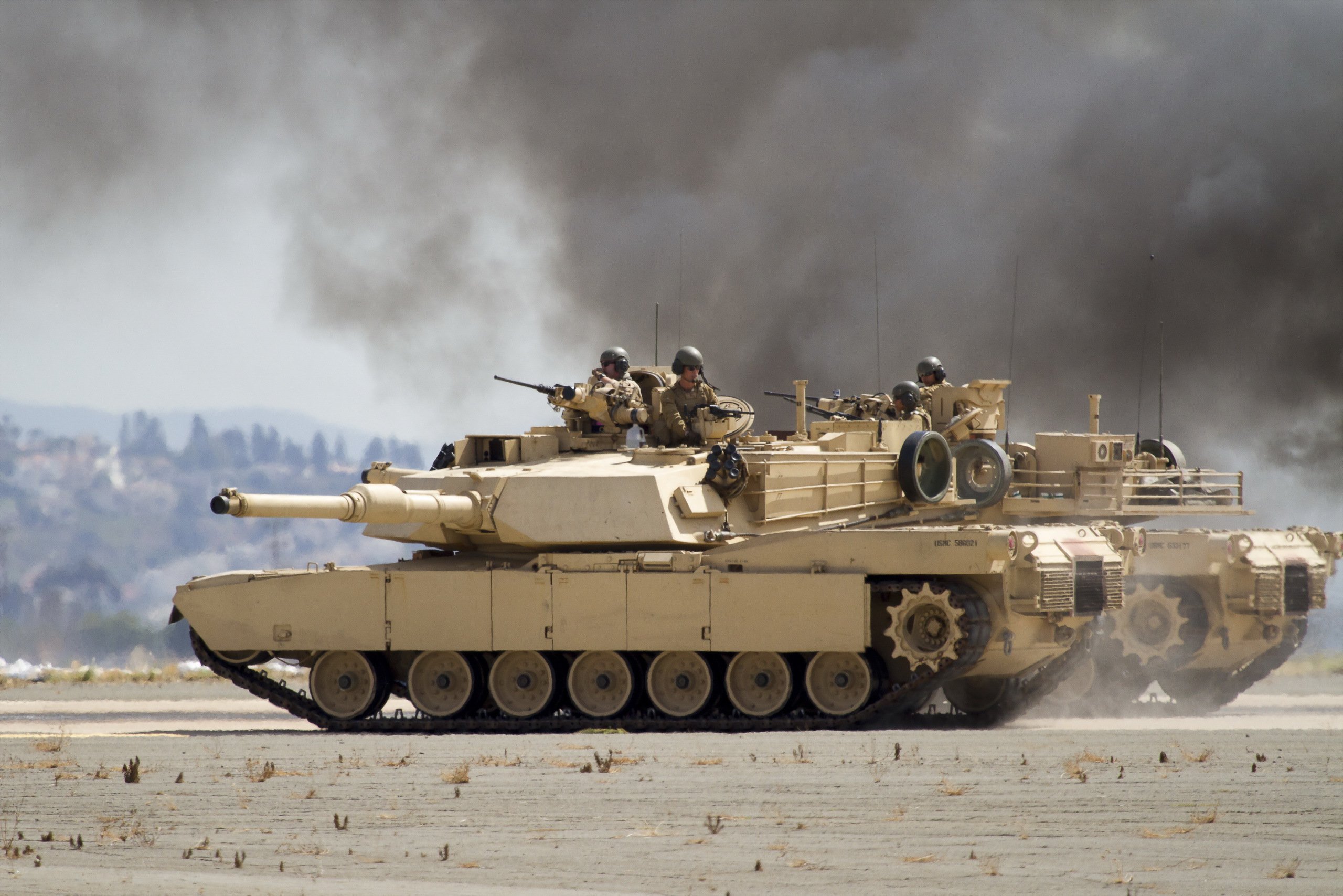 Military M1 Abrams 2560x1707