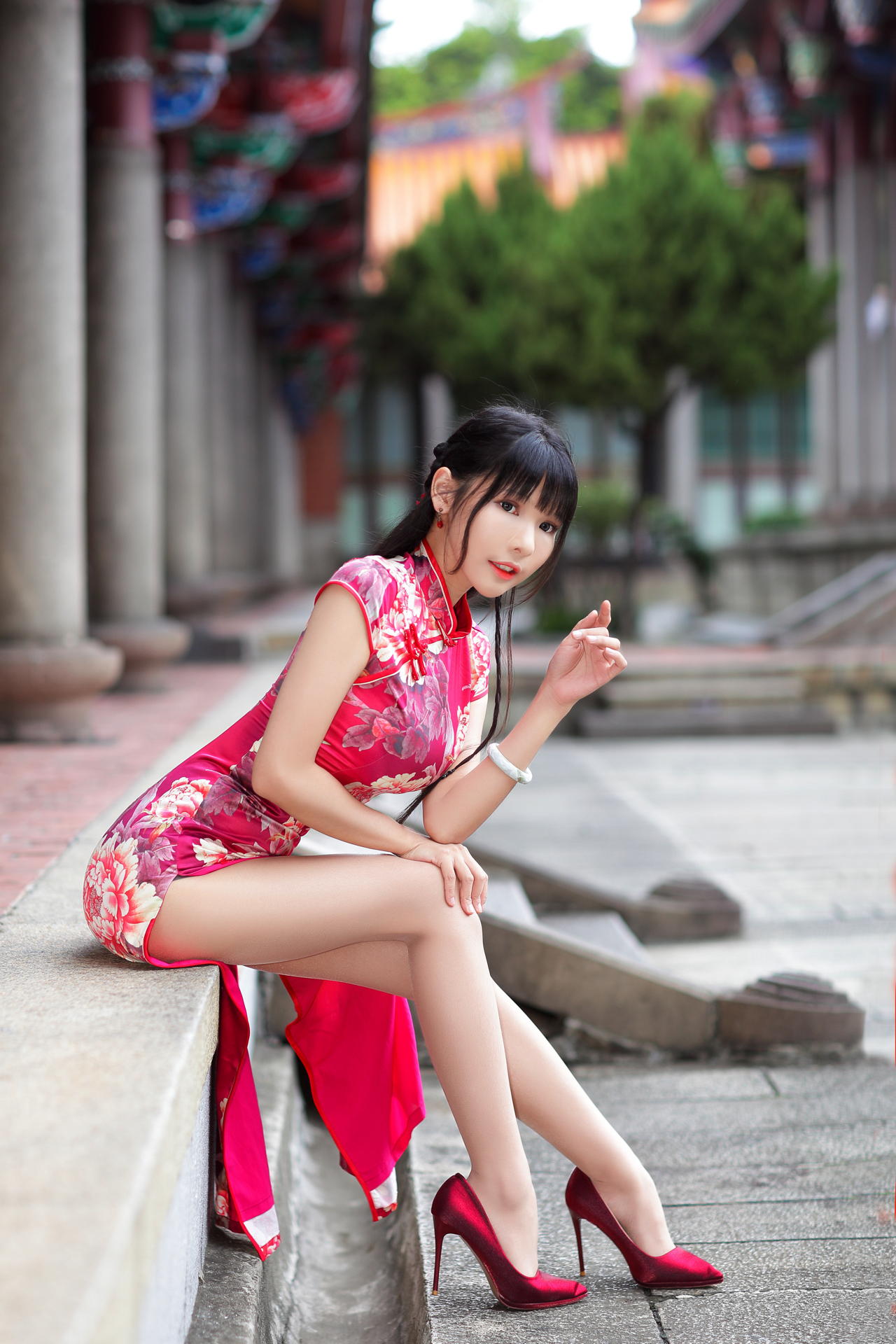 Asian Model Women Long Hair Dark Hair Traditional Clothing Vicky Red Heels 1280x1920