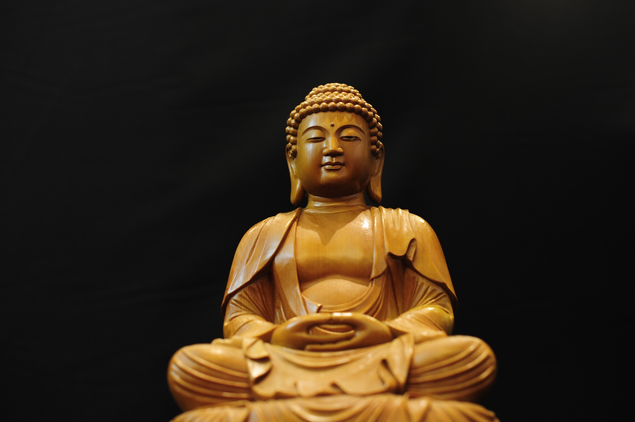 Buddha Religious Simple Statue 2128x1416