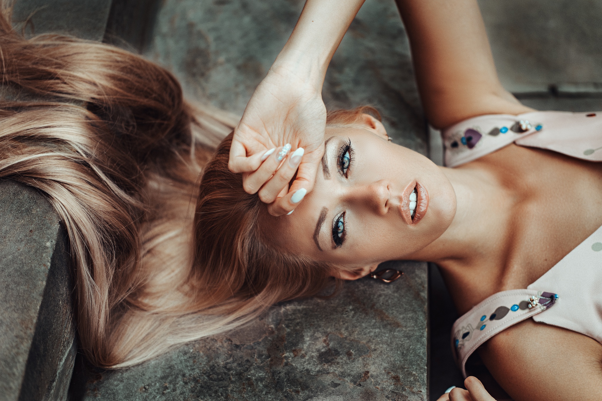 Andreas Joachim Lins Olya Alessandra Model Women Blonde Blue Eyes Dress Bare Shoulders Arms Up Top V 2048x1365