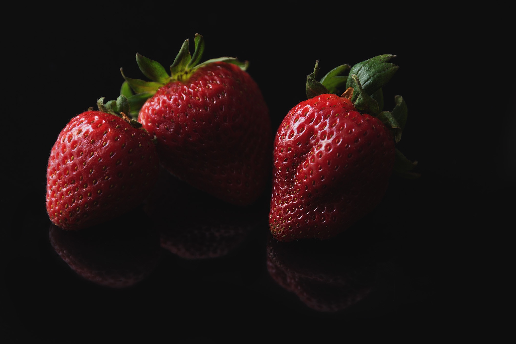 Food Strawberry 2016x1346